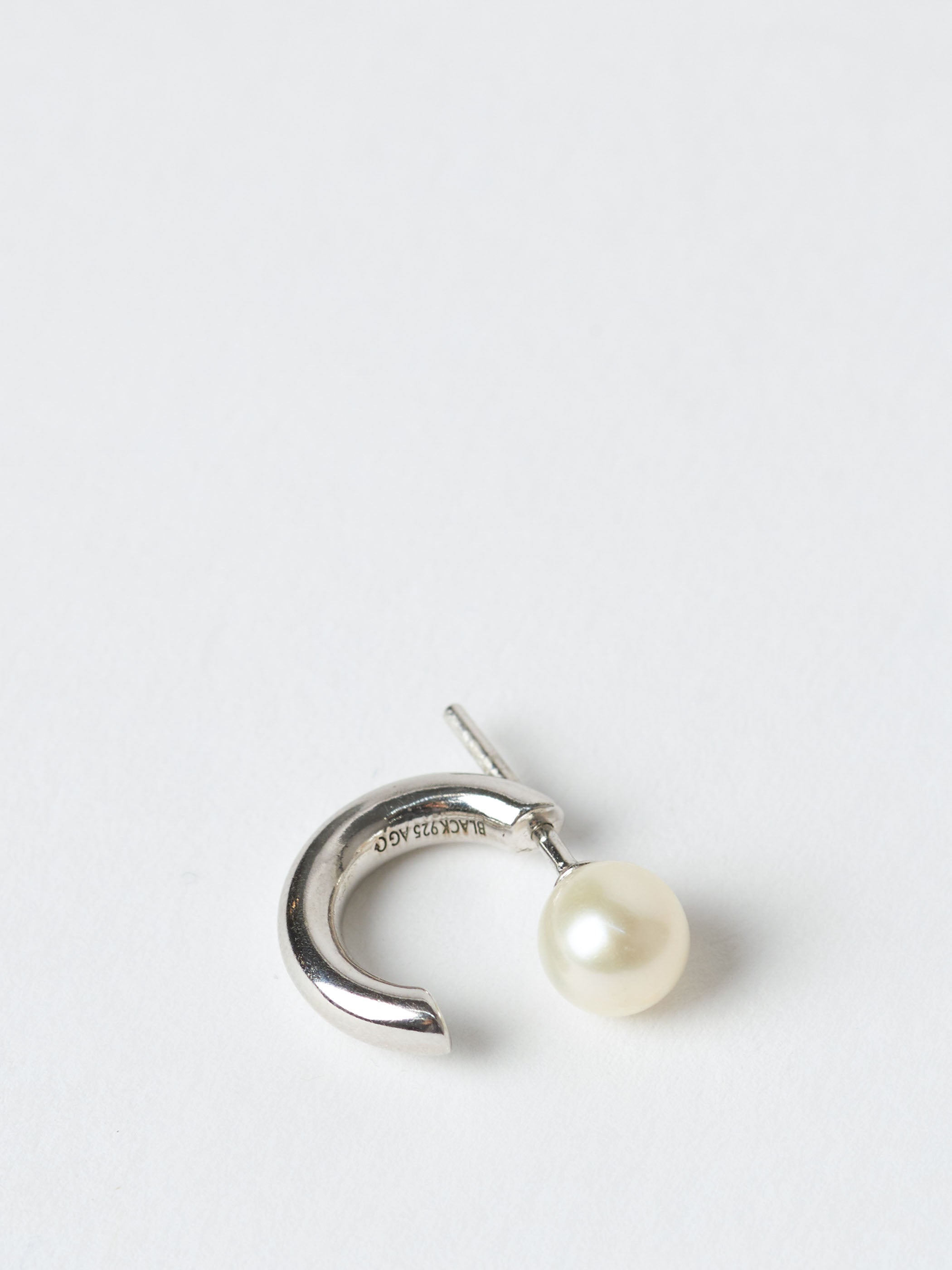 Frida Pearl Earring
