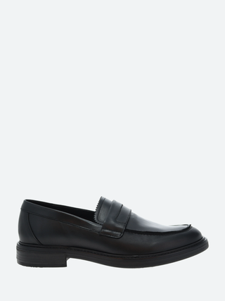 Shoe The Bear Stanley Loafer L
