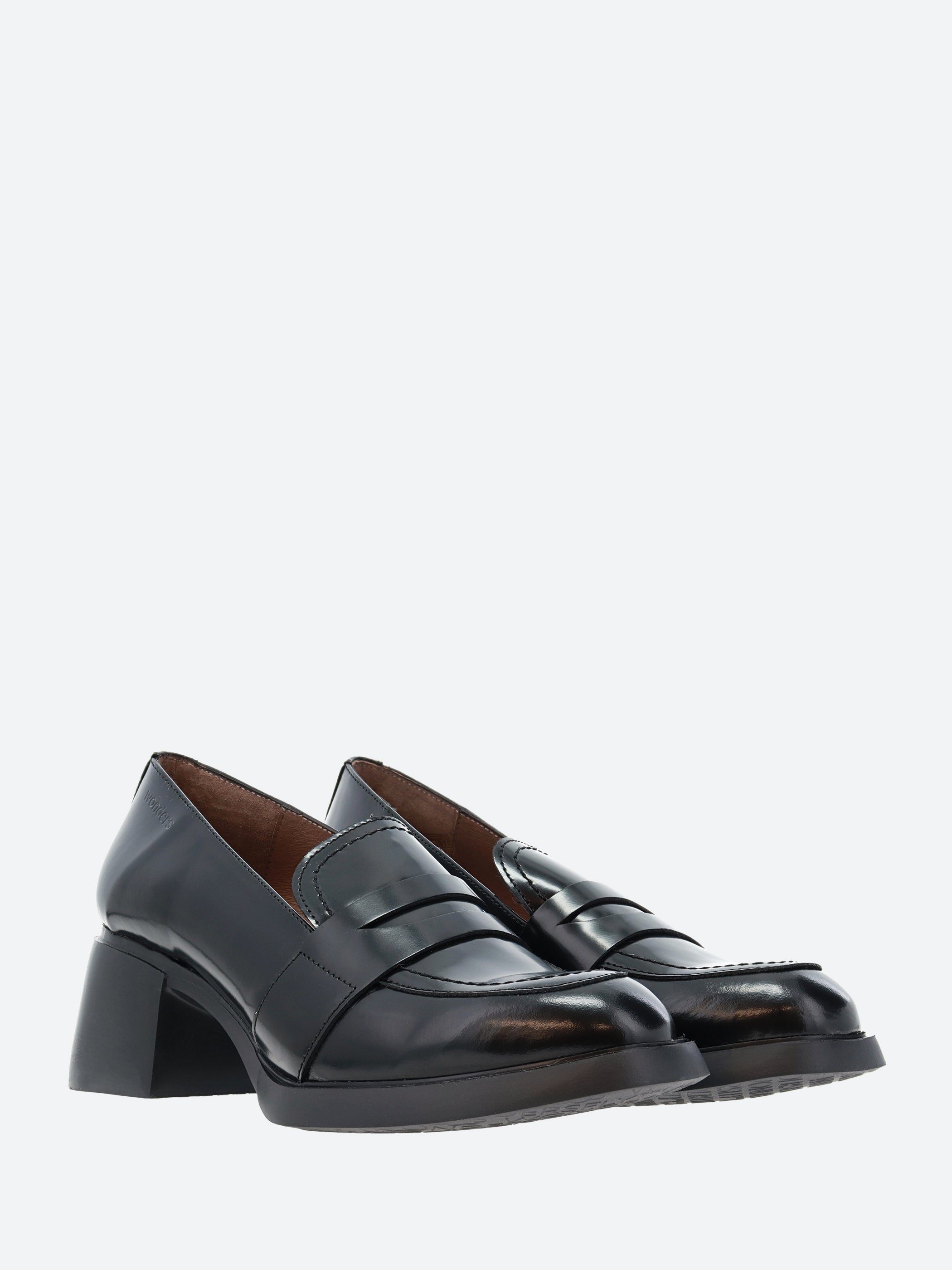 G-6107 Heel Loafer