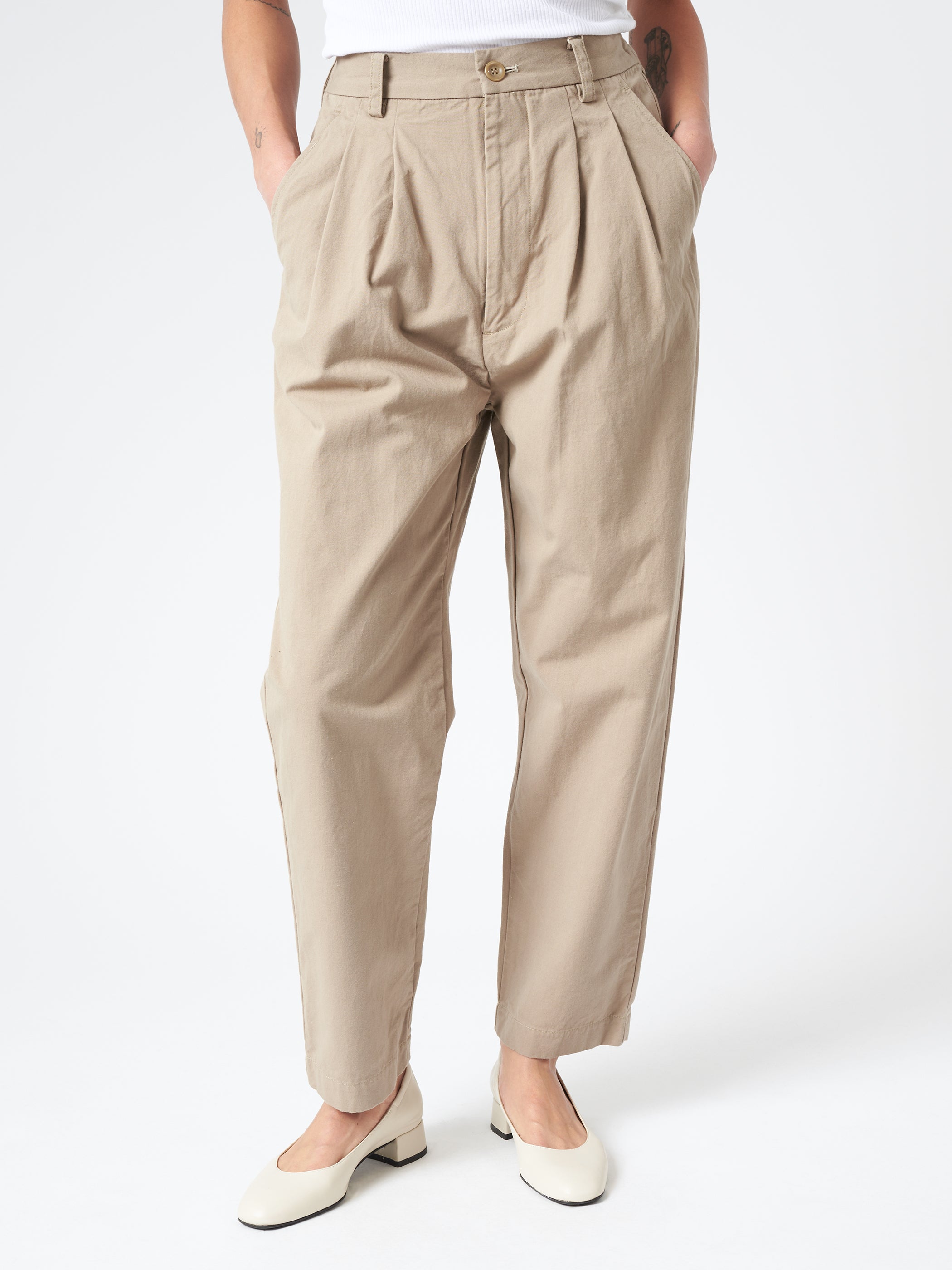 Tapered Tuck Pants