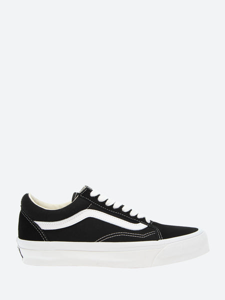 国内配送 VANS OLD SKOOL 36 BLACK/MARSHMALLOW Vans Old Skool Reissue 36 LX FUCT x Slam Jam Black