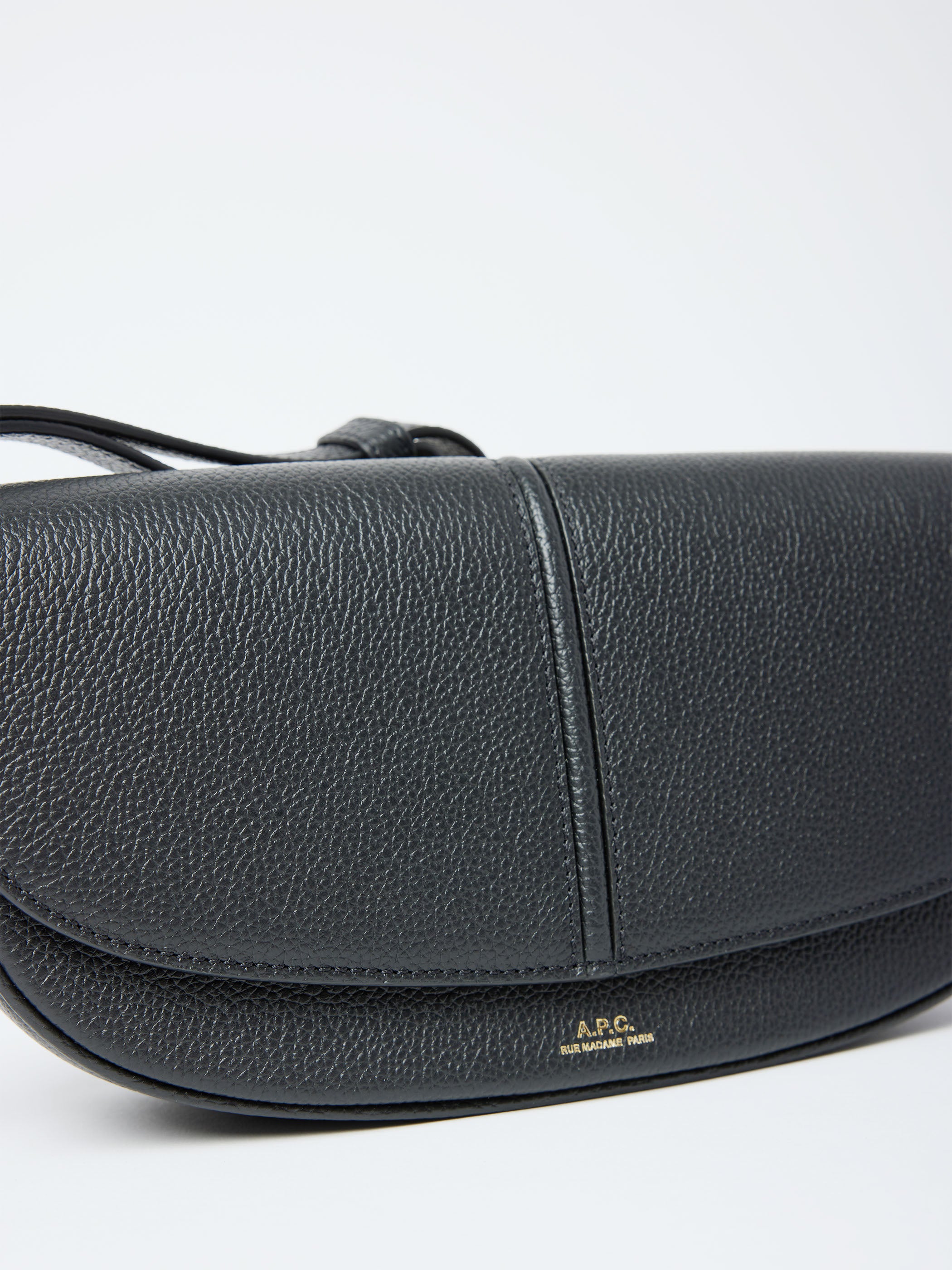 Betty Shoulder Bag