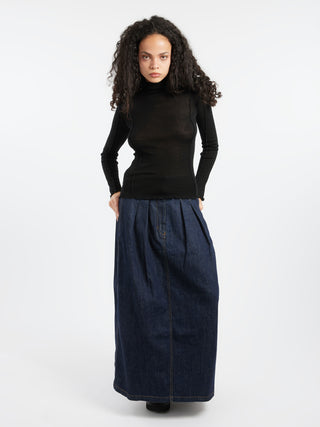Baserange Omato Turtleneck