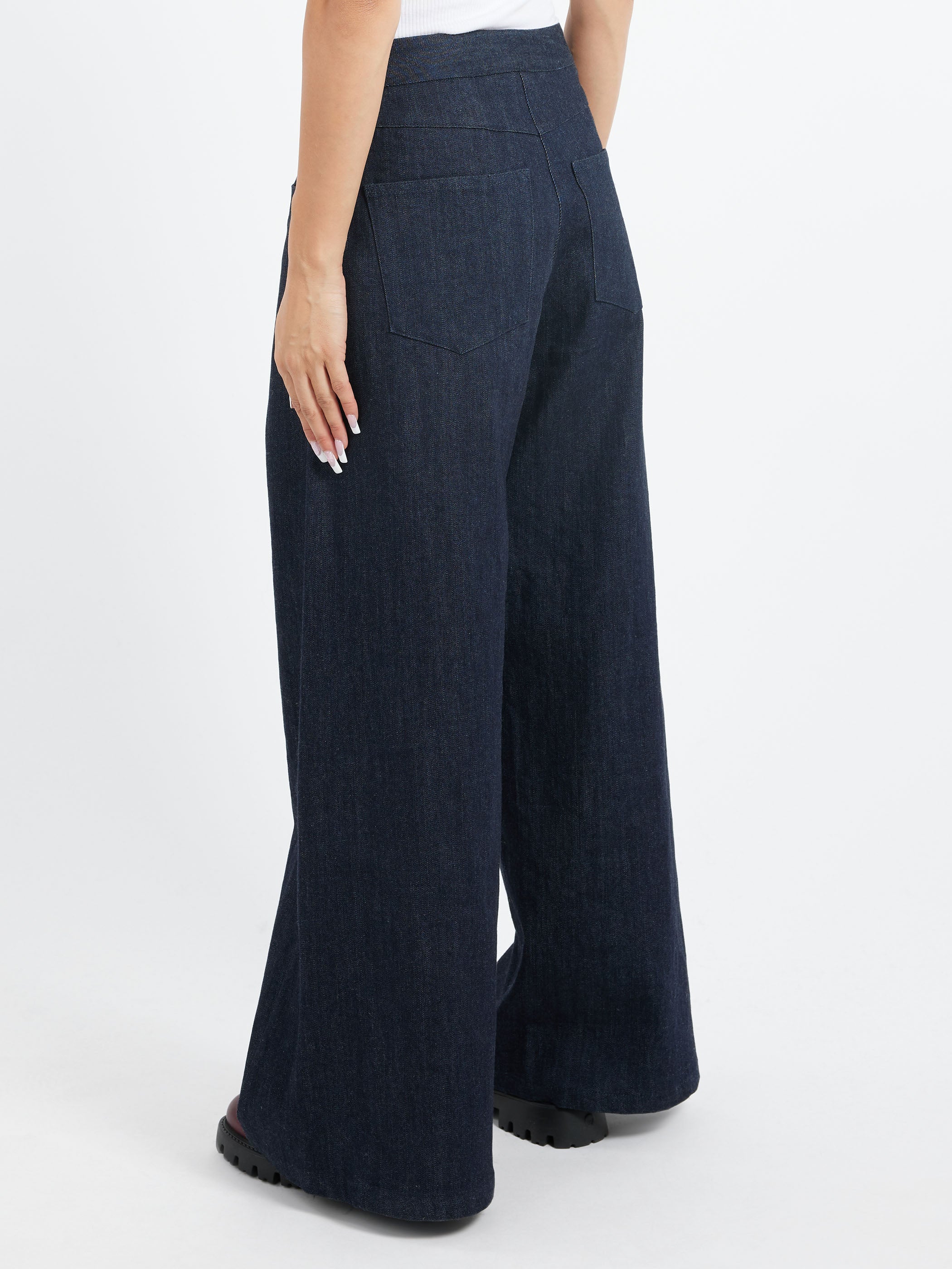 P016 Stitched Trousers
