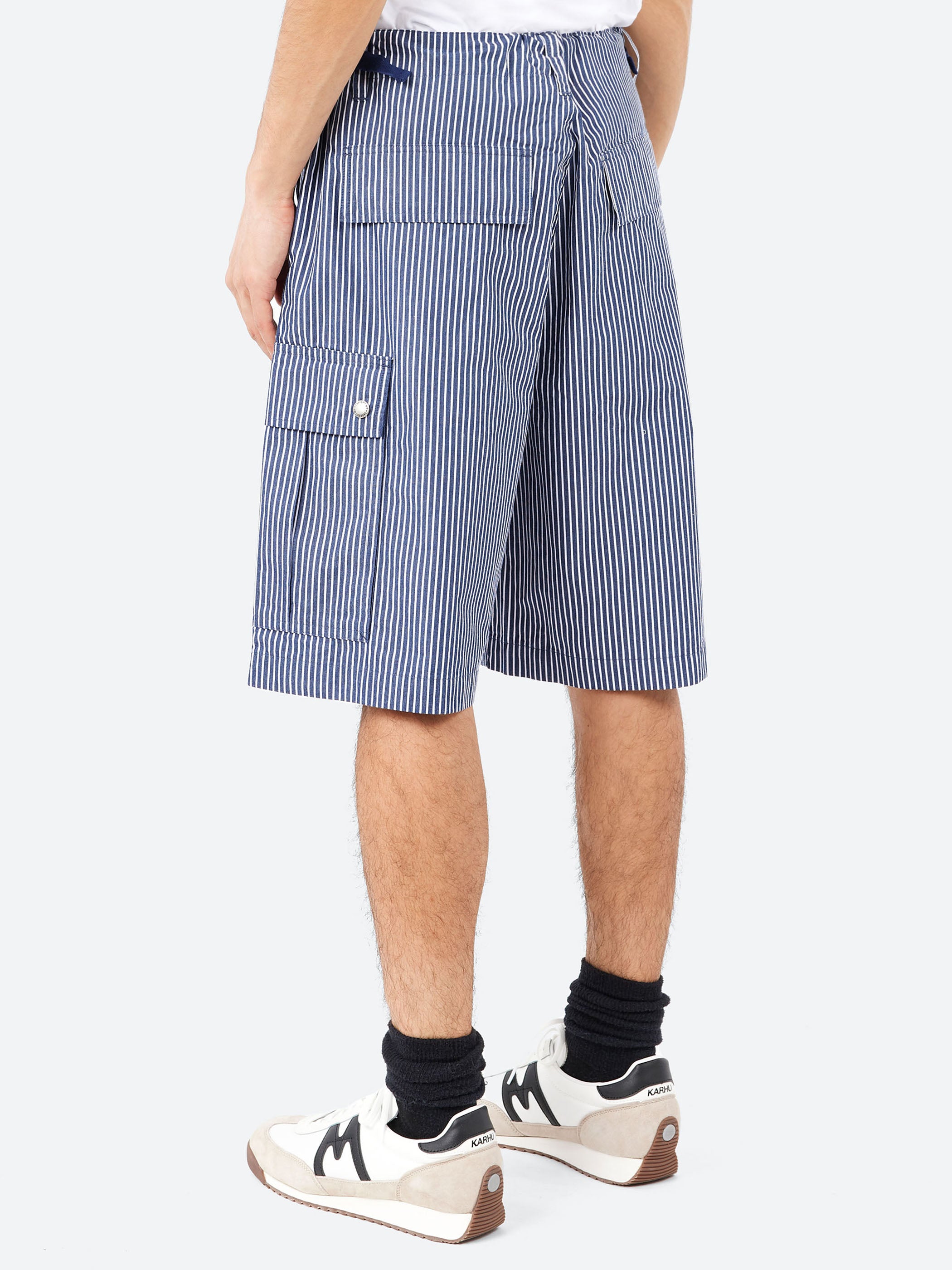 Notus Short