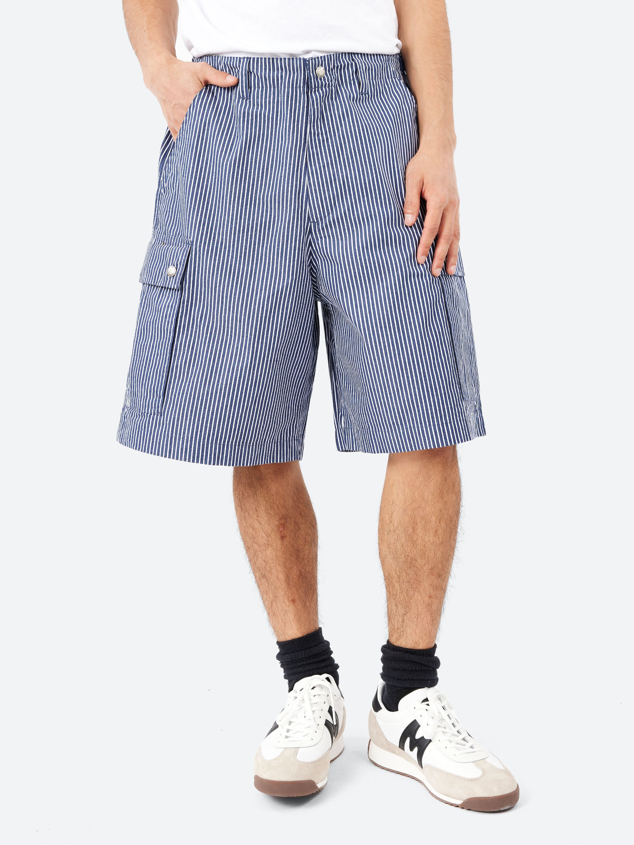 Notus Short