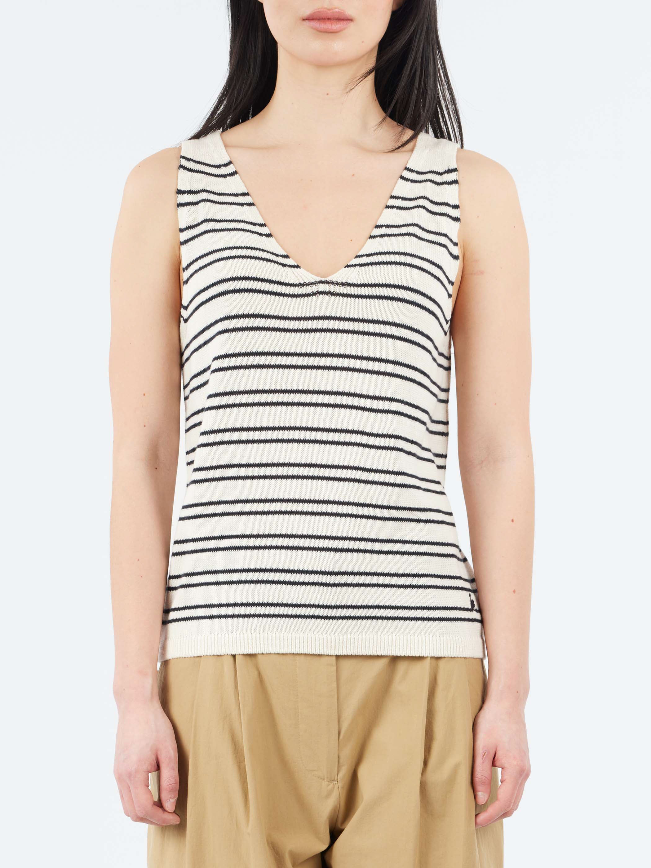 WKTOP02 Knit Top