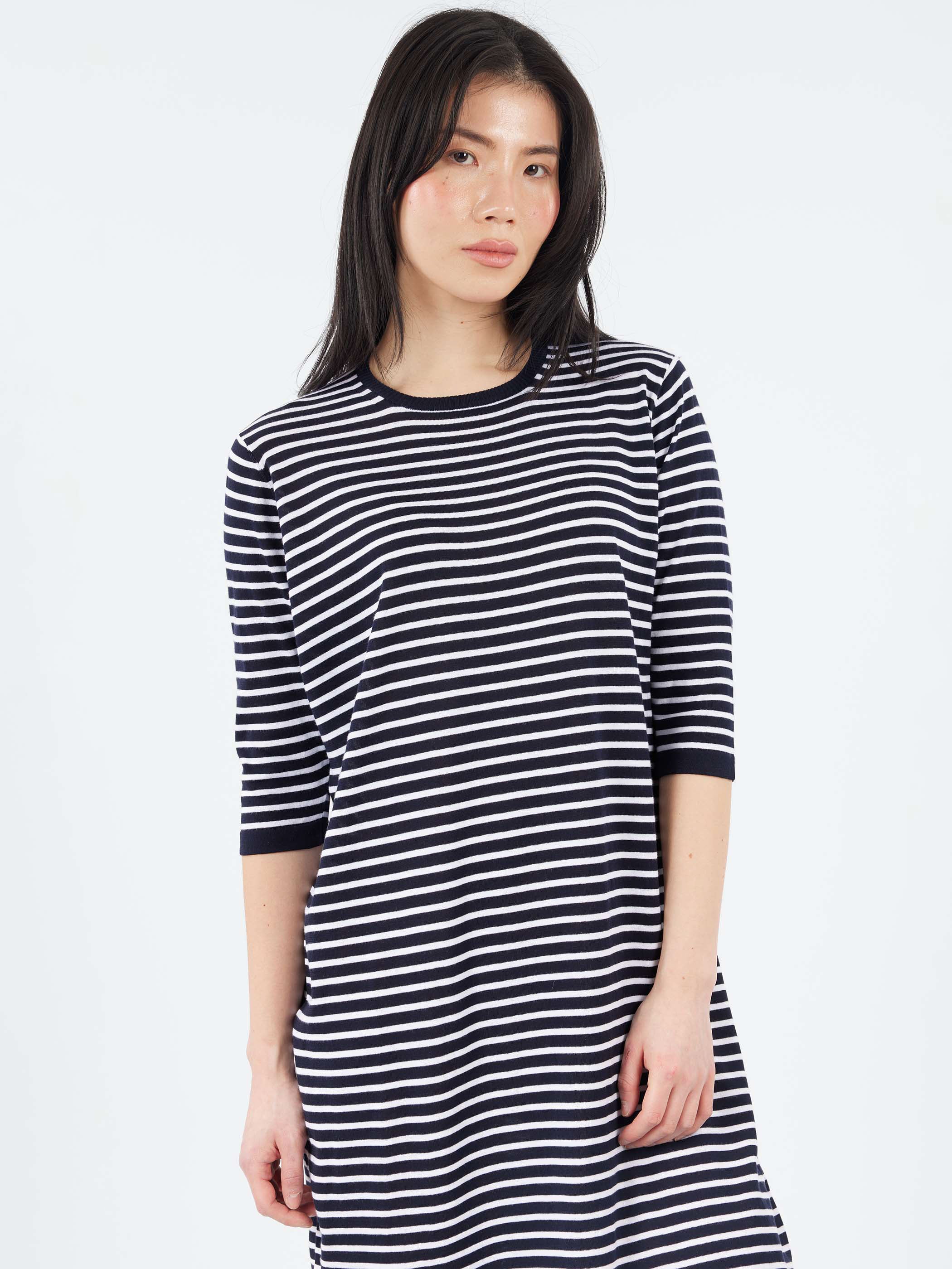 2529 Dress