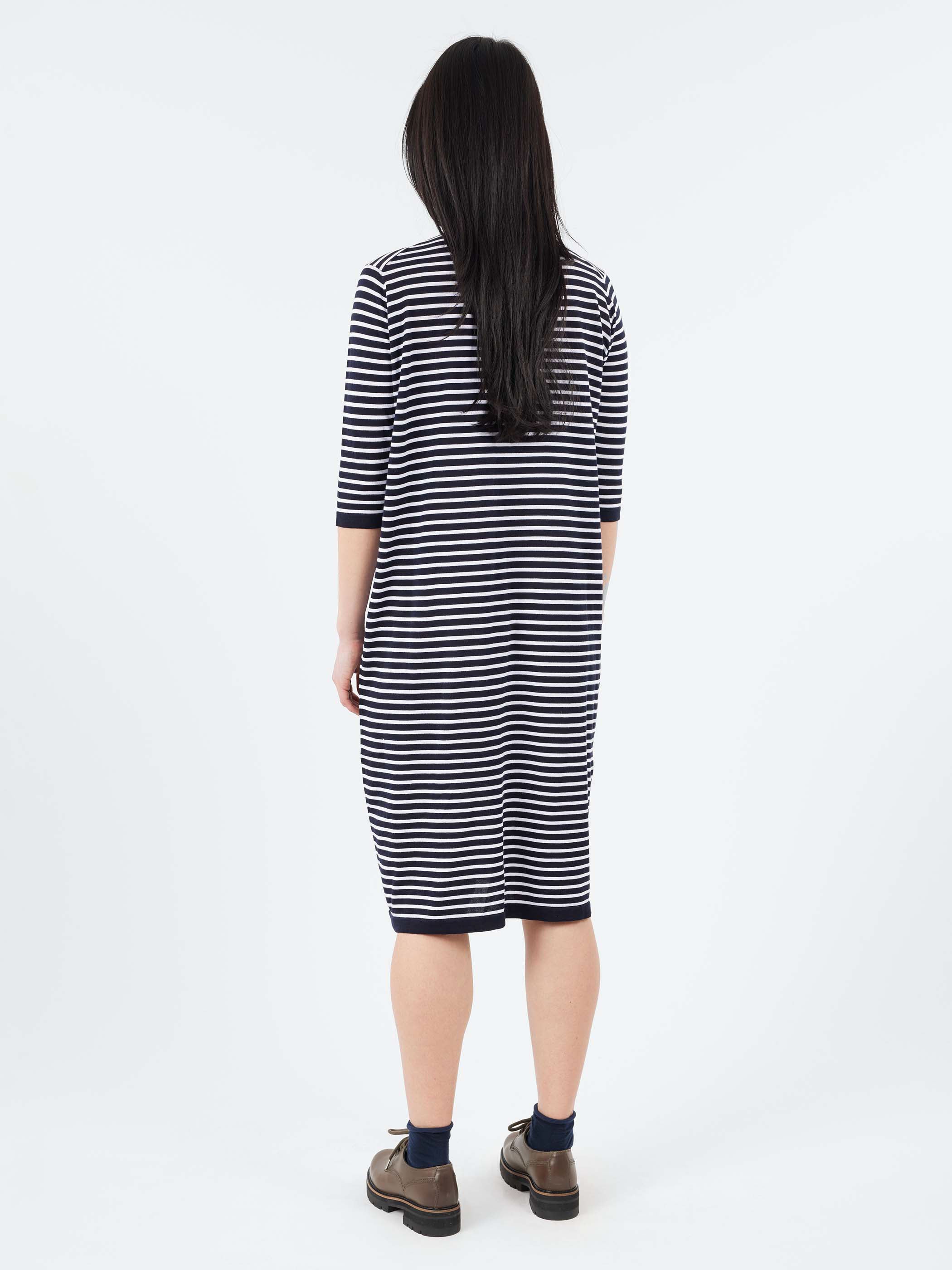 2529 Dress