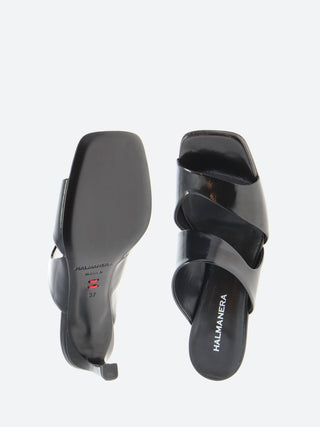 Halmanera Tami 05