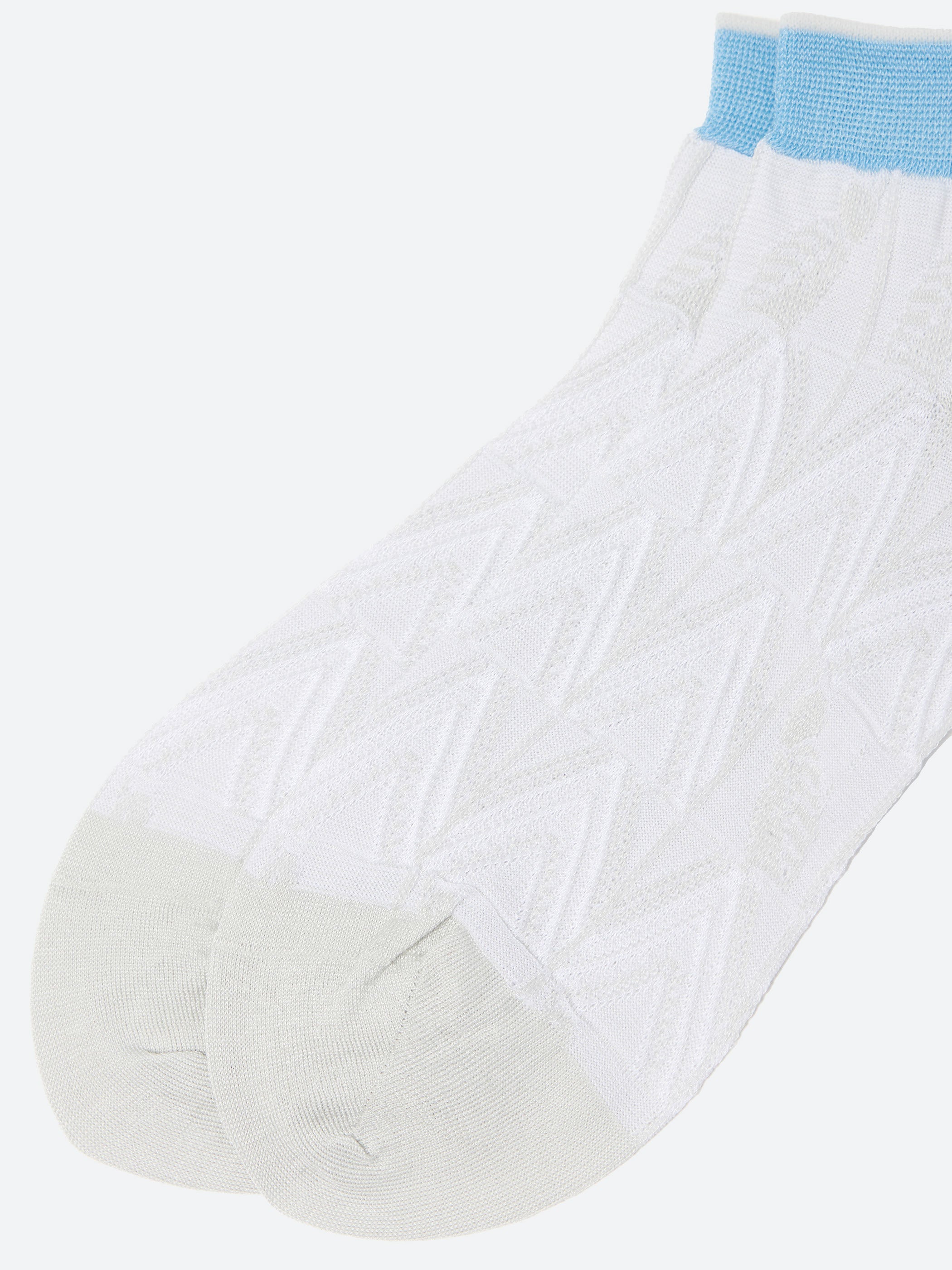 Leaf Bird Short Socks