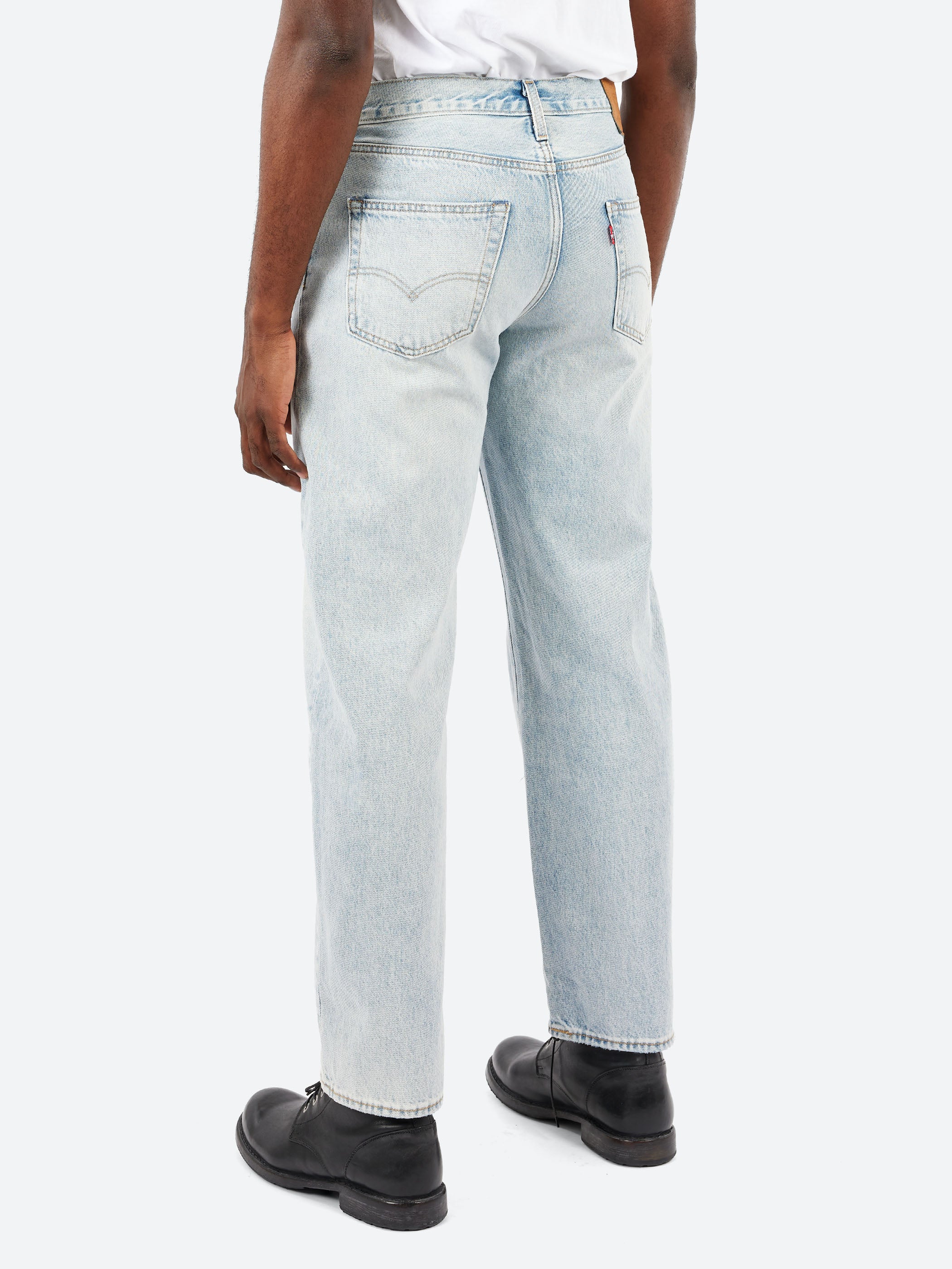 568 Loose Straight Jeans