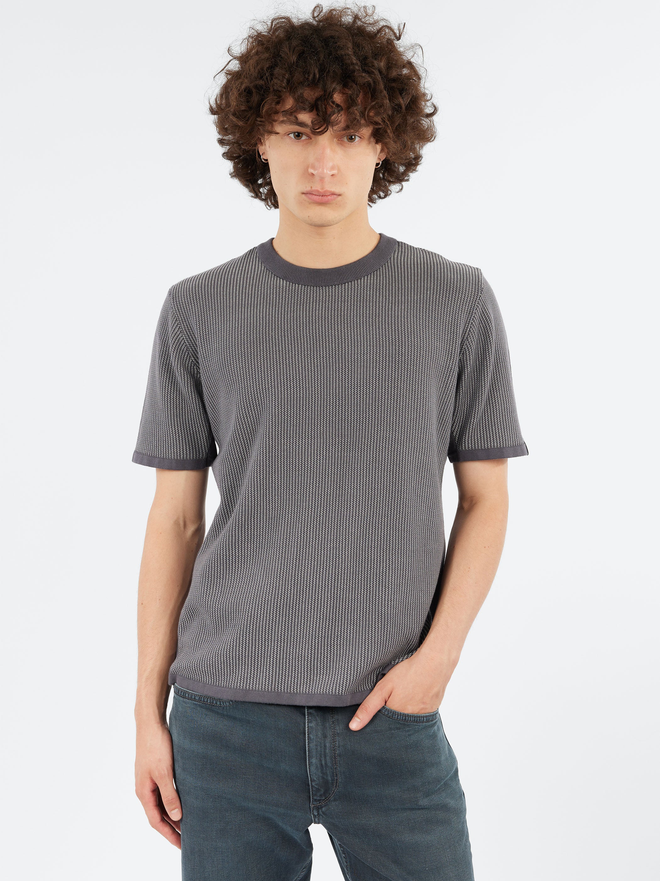 Harvey Tee