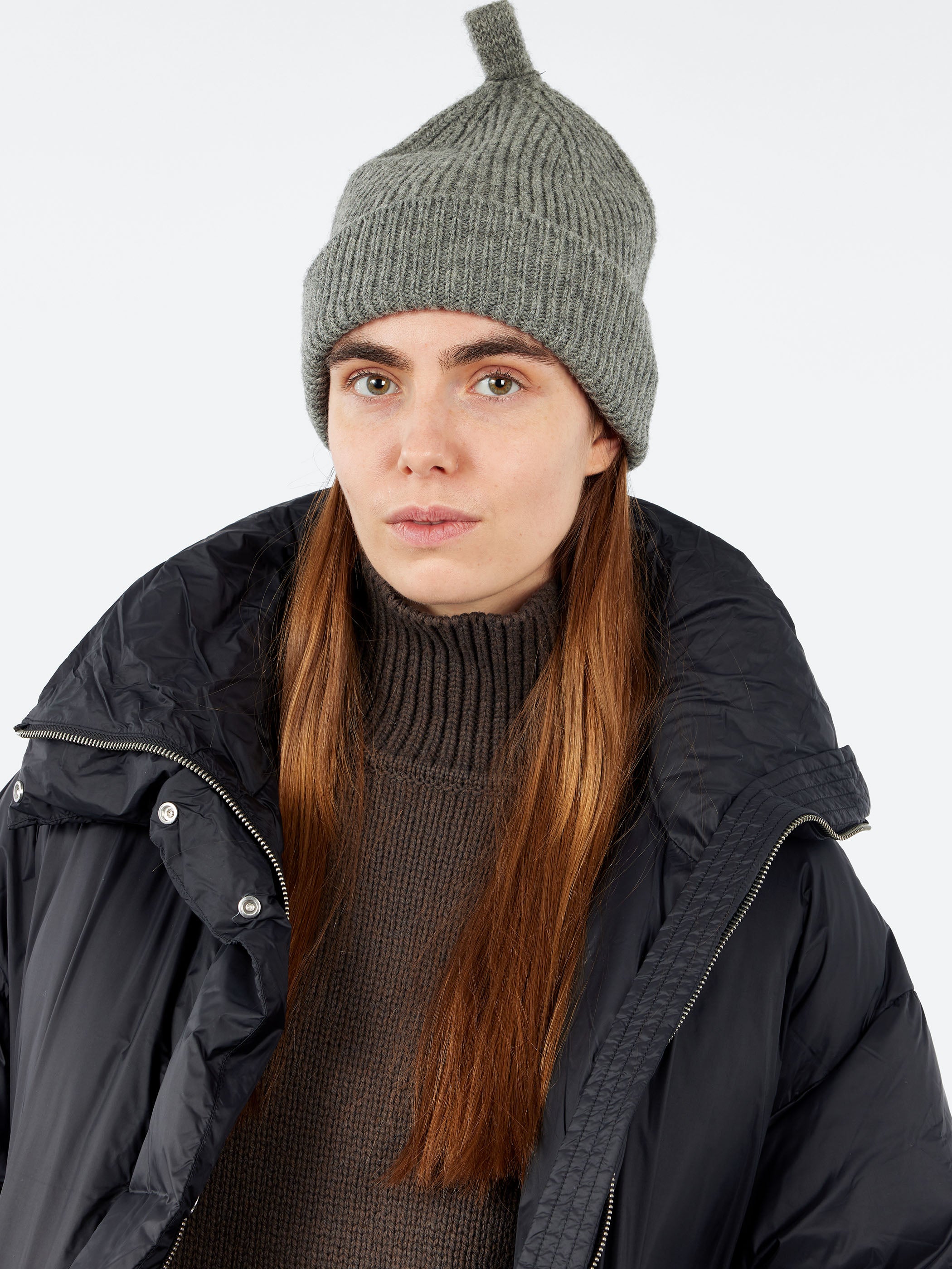 MHL Simple Ribbed Beanie