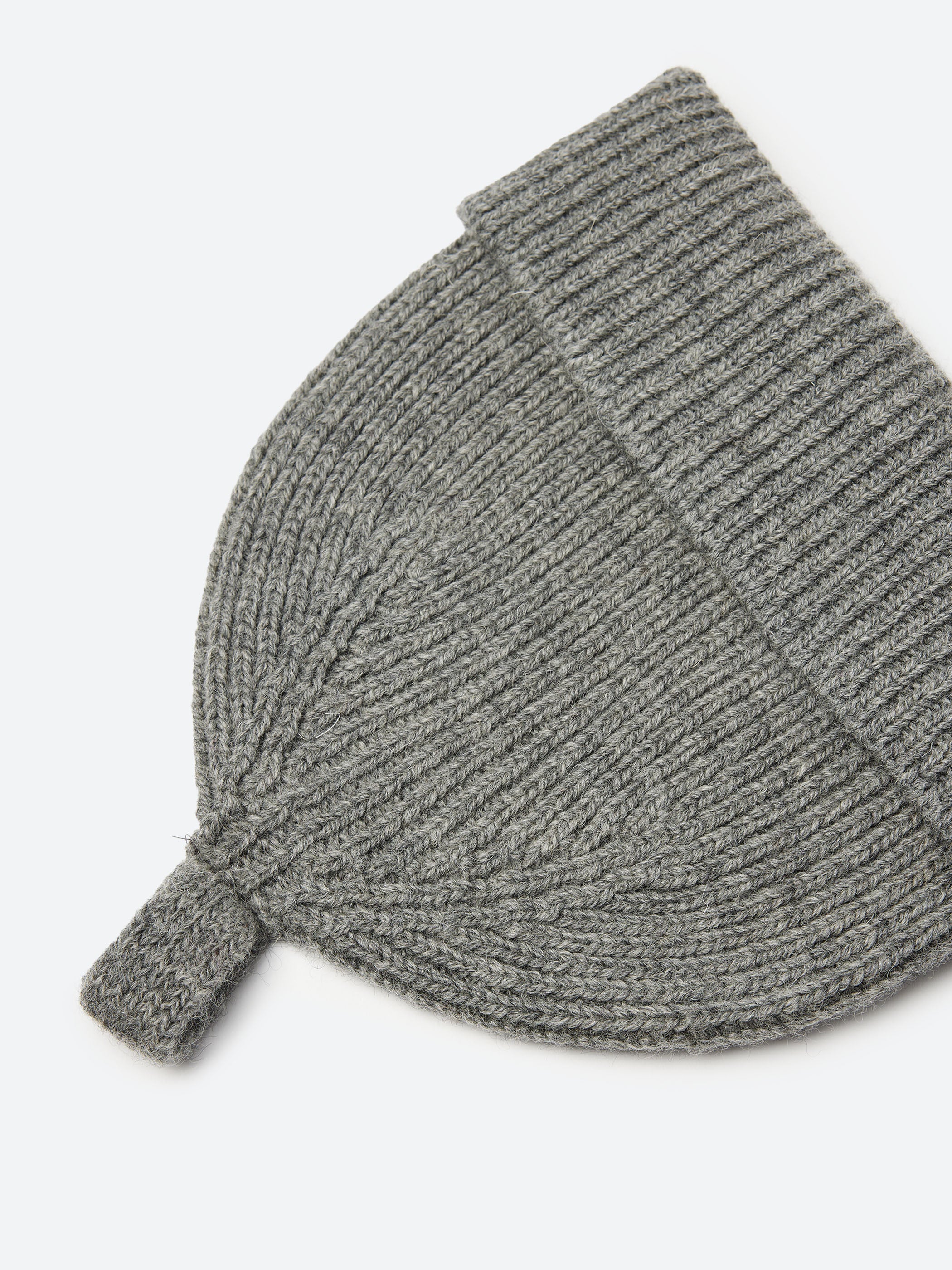 MHL Simple Ribbed Beanie