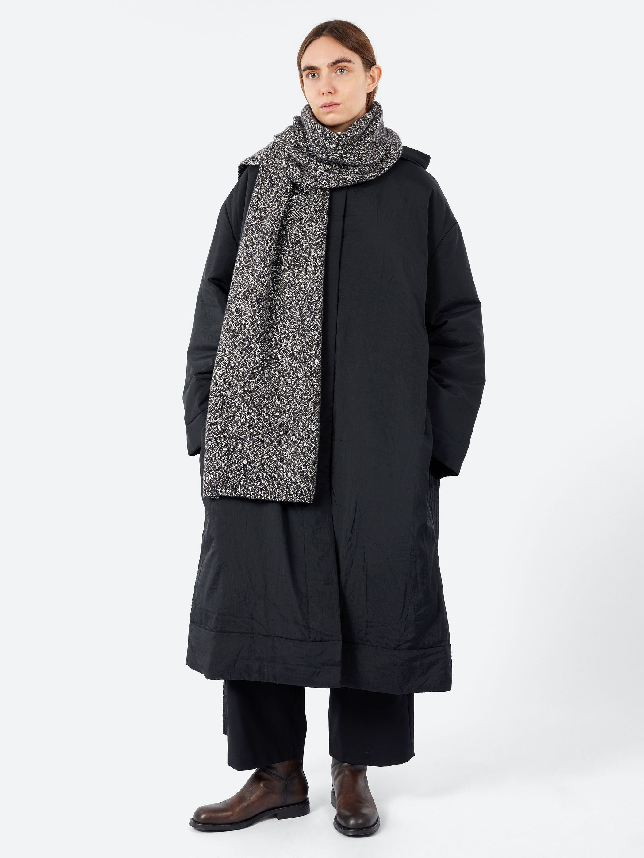 Studio Nicholson - Izul Scarf in Navy Mouline – gravitypope