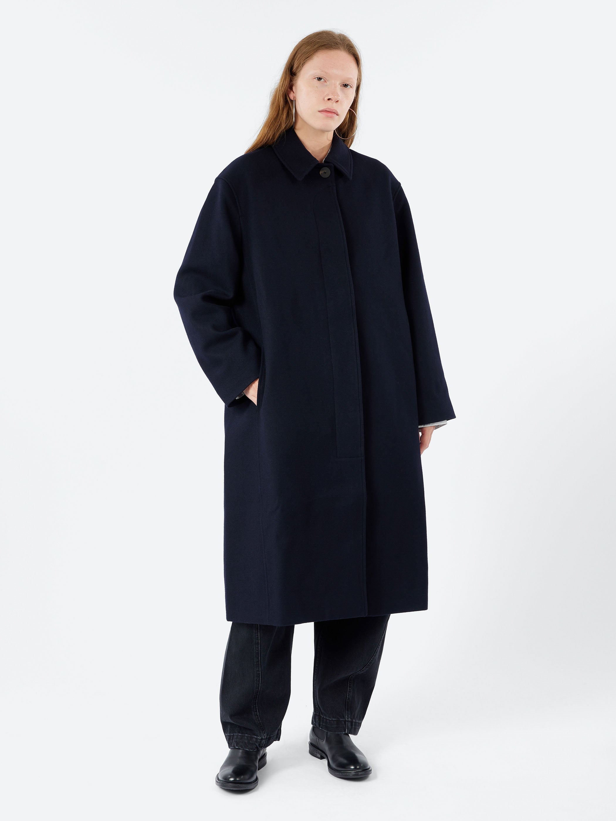 Studio Nicholson - Ria Overcoat in Dark Navy – gravitypope