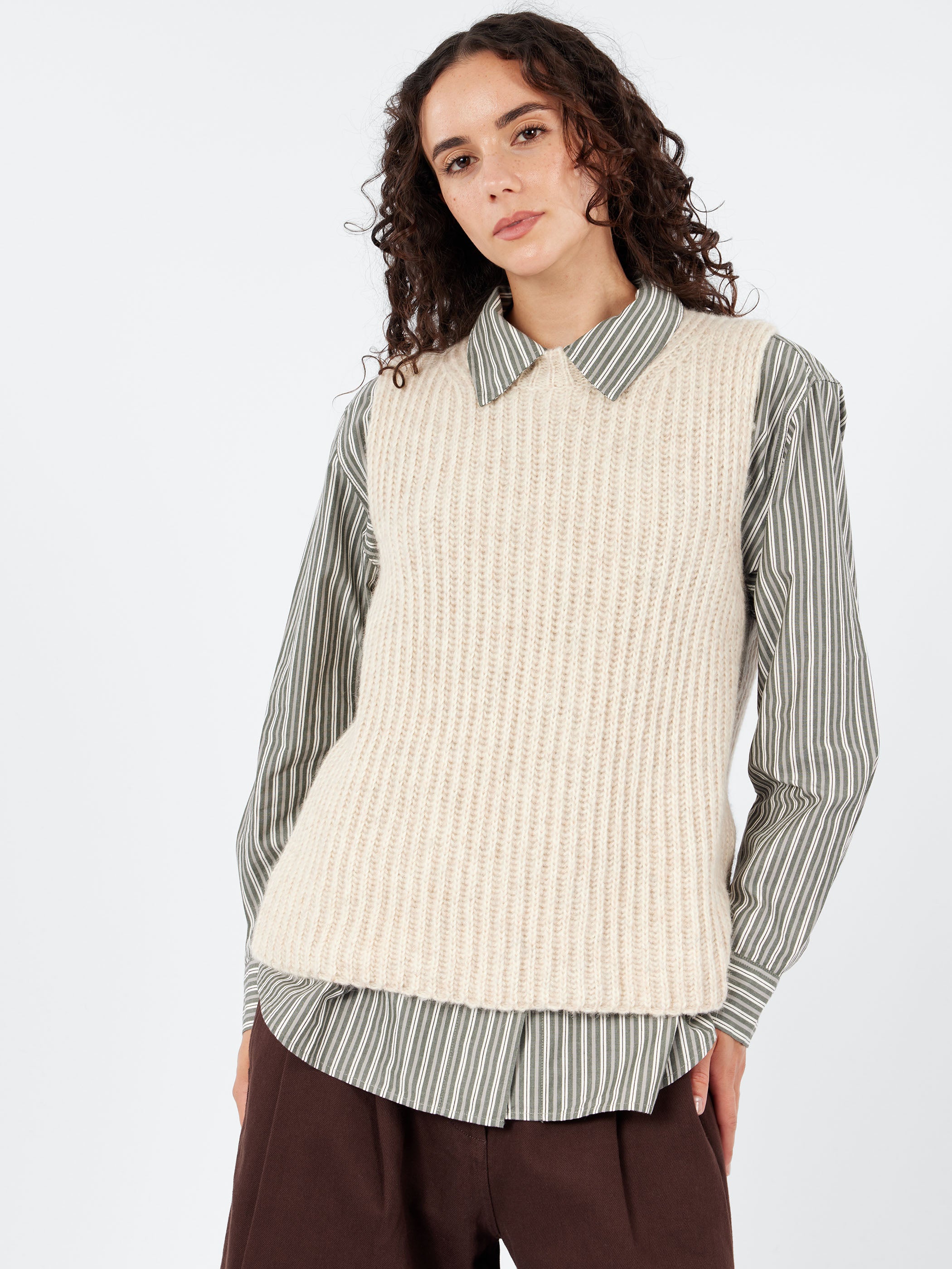 2572 Vest