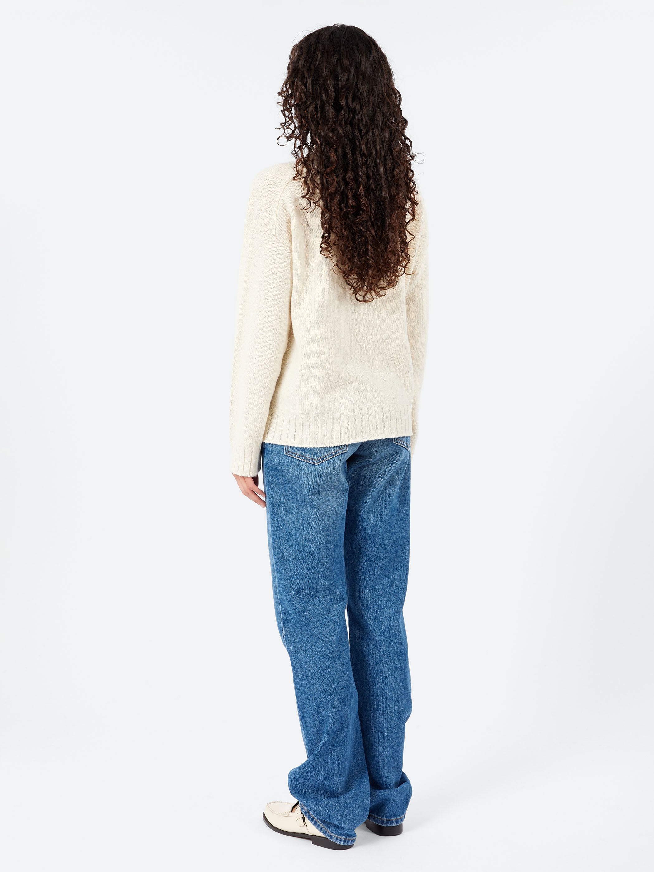 2577 V Neck Pullover