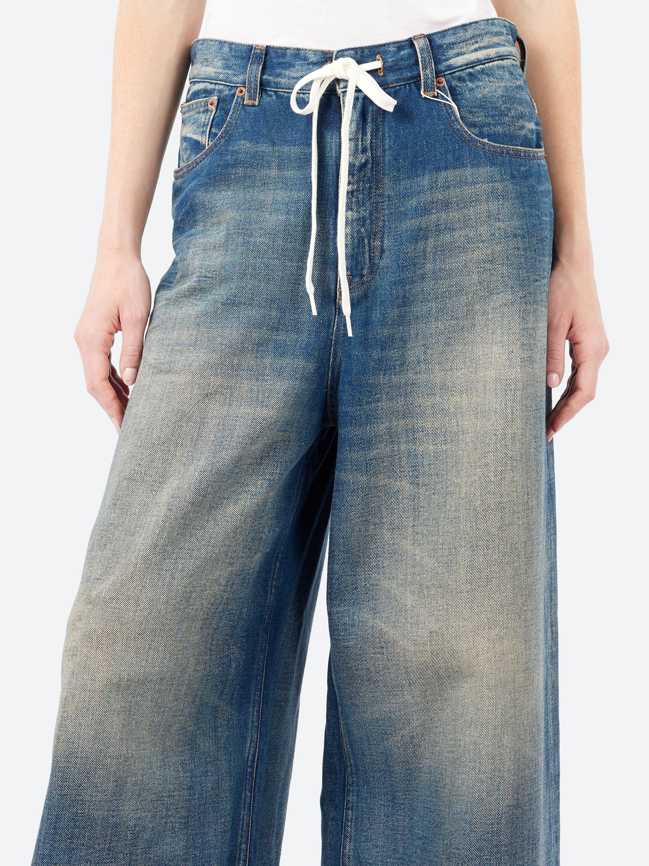 Wide Leg Jeans