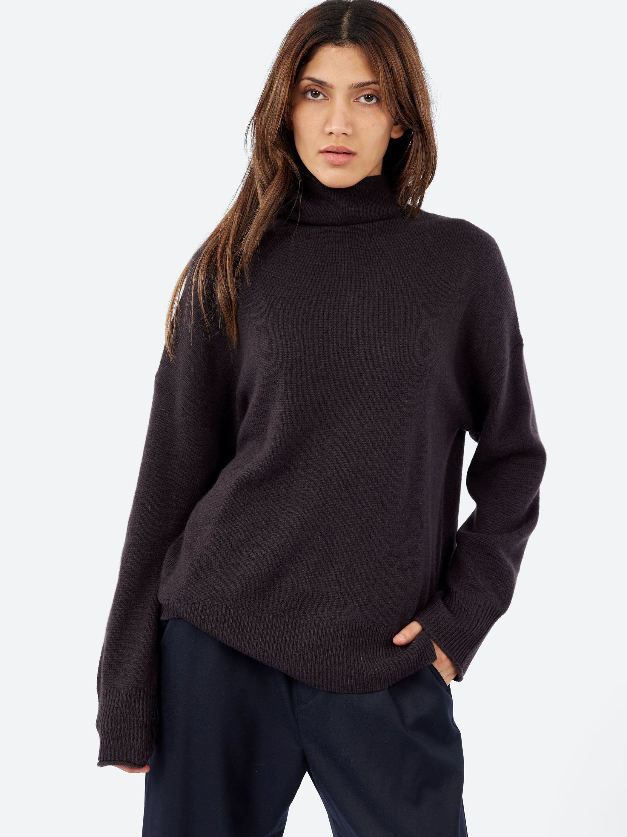 Roll Neck Wool Cashmere Sweater
