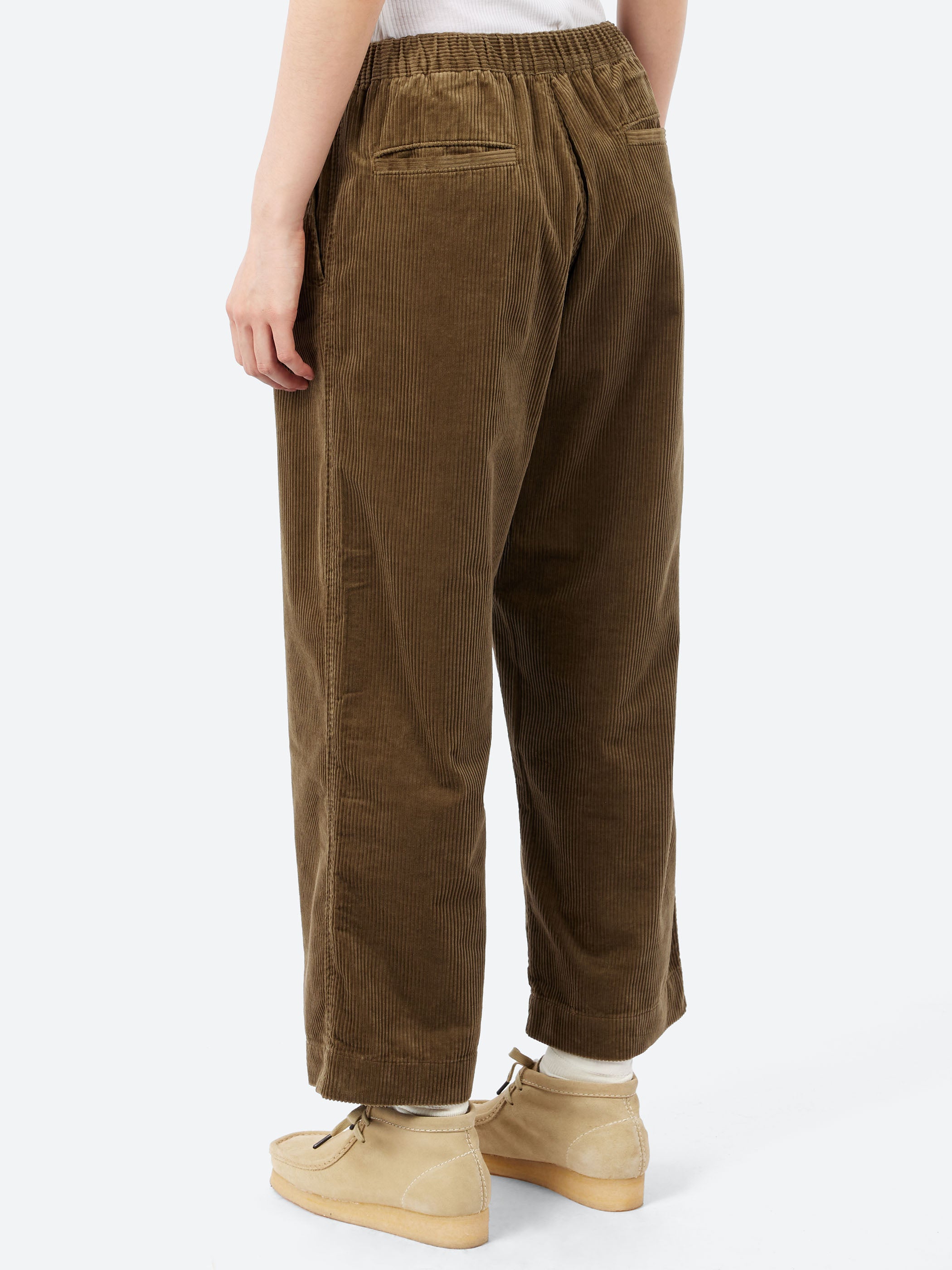 Danton - Corduroy 2Tuck Easy Pants in Olive – gravitypope