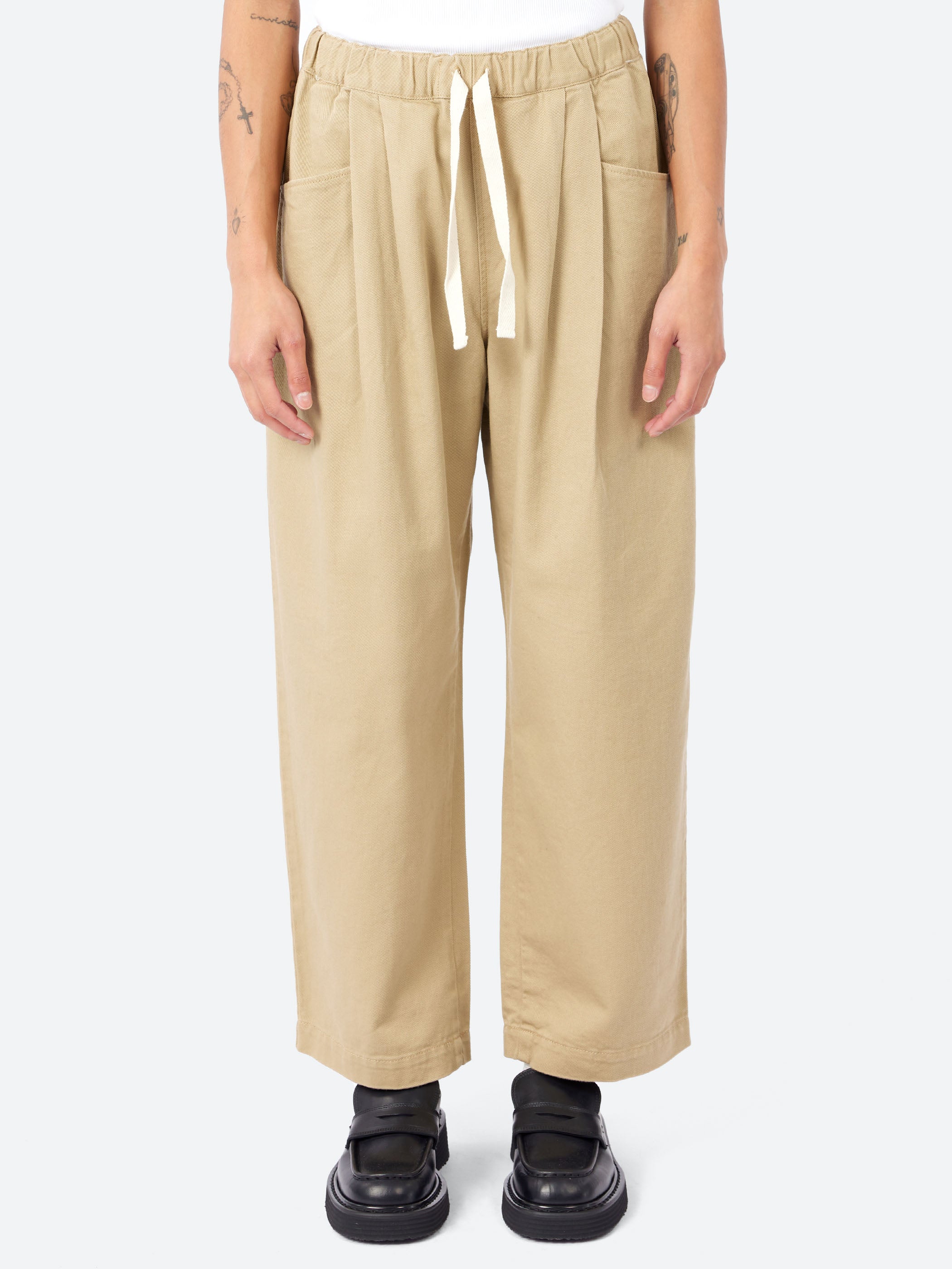 everyone two tuck wide twill trouser everyone two tuck wide twill