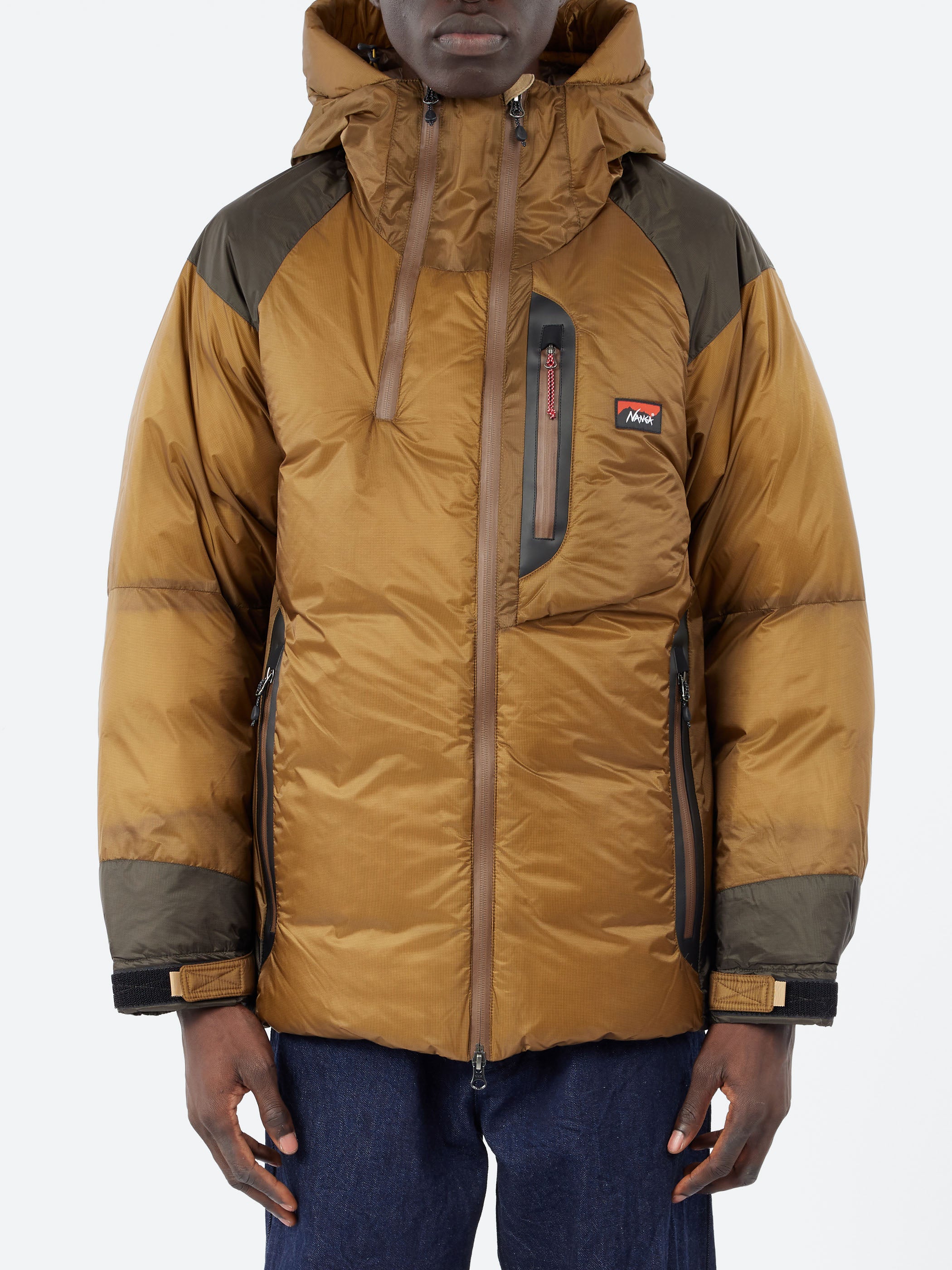 NANGA - AURORA TEX® LIGHT Down Jacket in Coy and Khaki – gravitypope