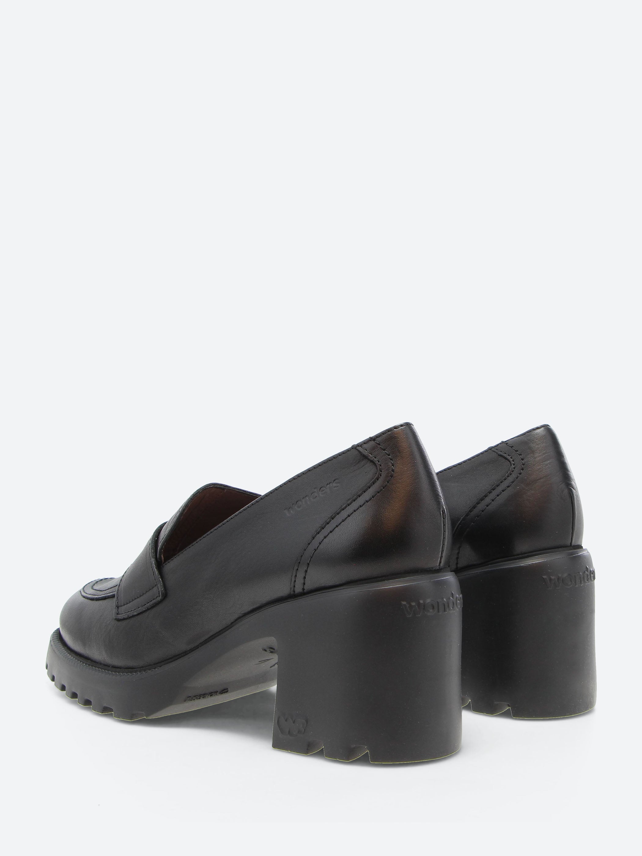 G-7201 Ilma Loafers