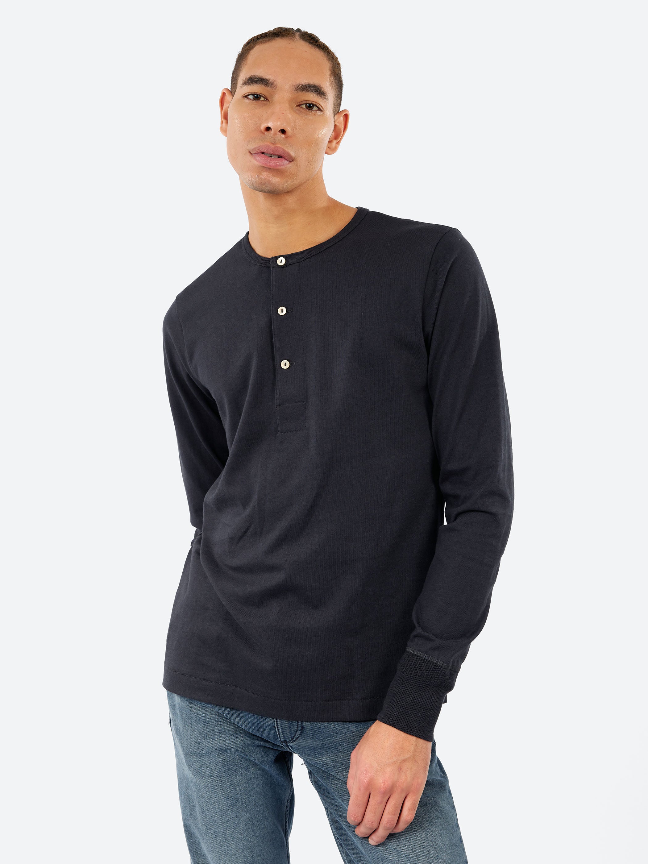 Classic Fit Long Sleeve Henley