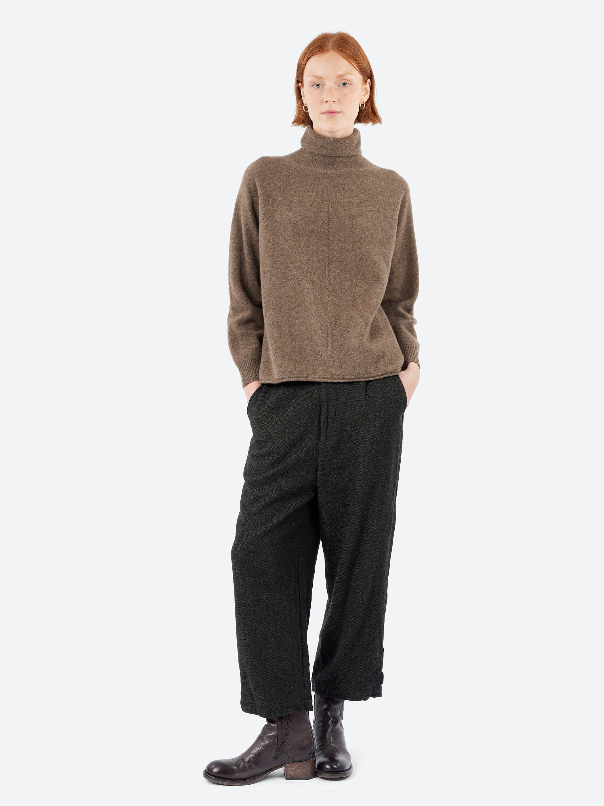 Fine Wool Loose Turtleneck