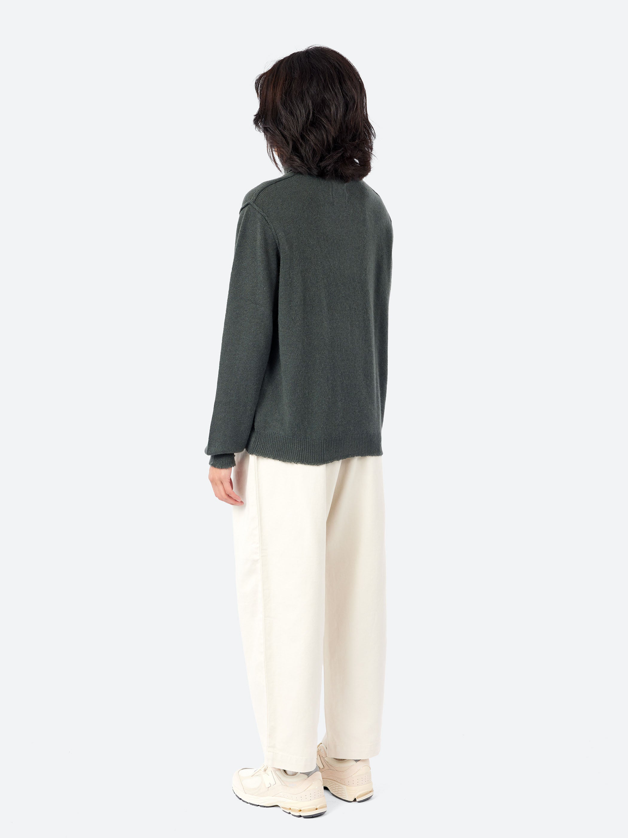 Distressed Roll Collar