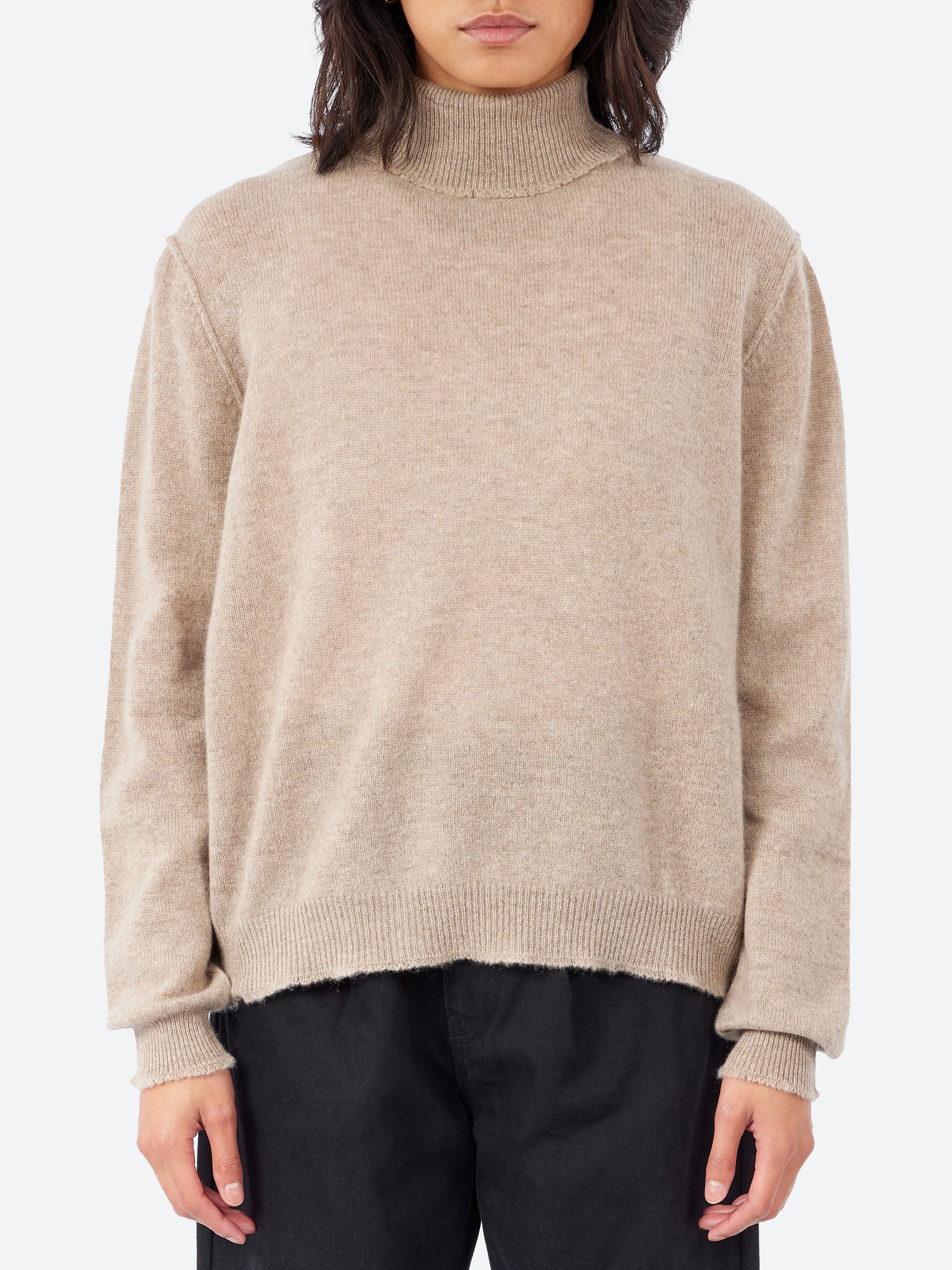 Distressed Roll Collar