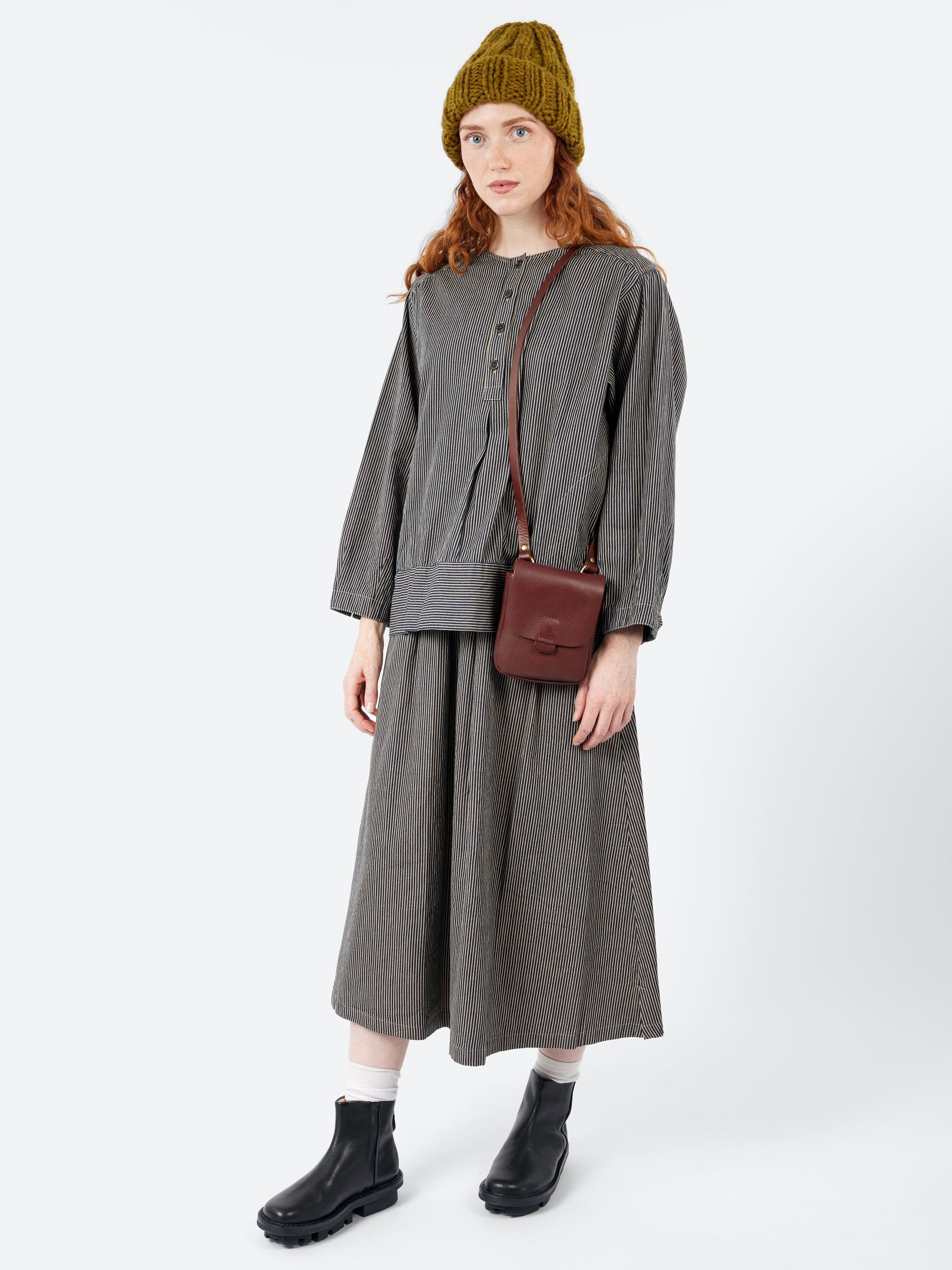 Half Orbed Tab Bag