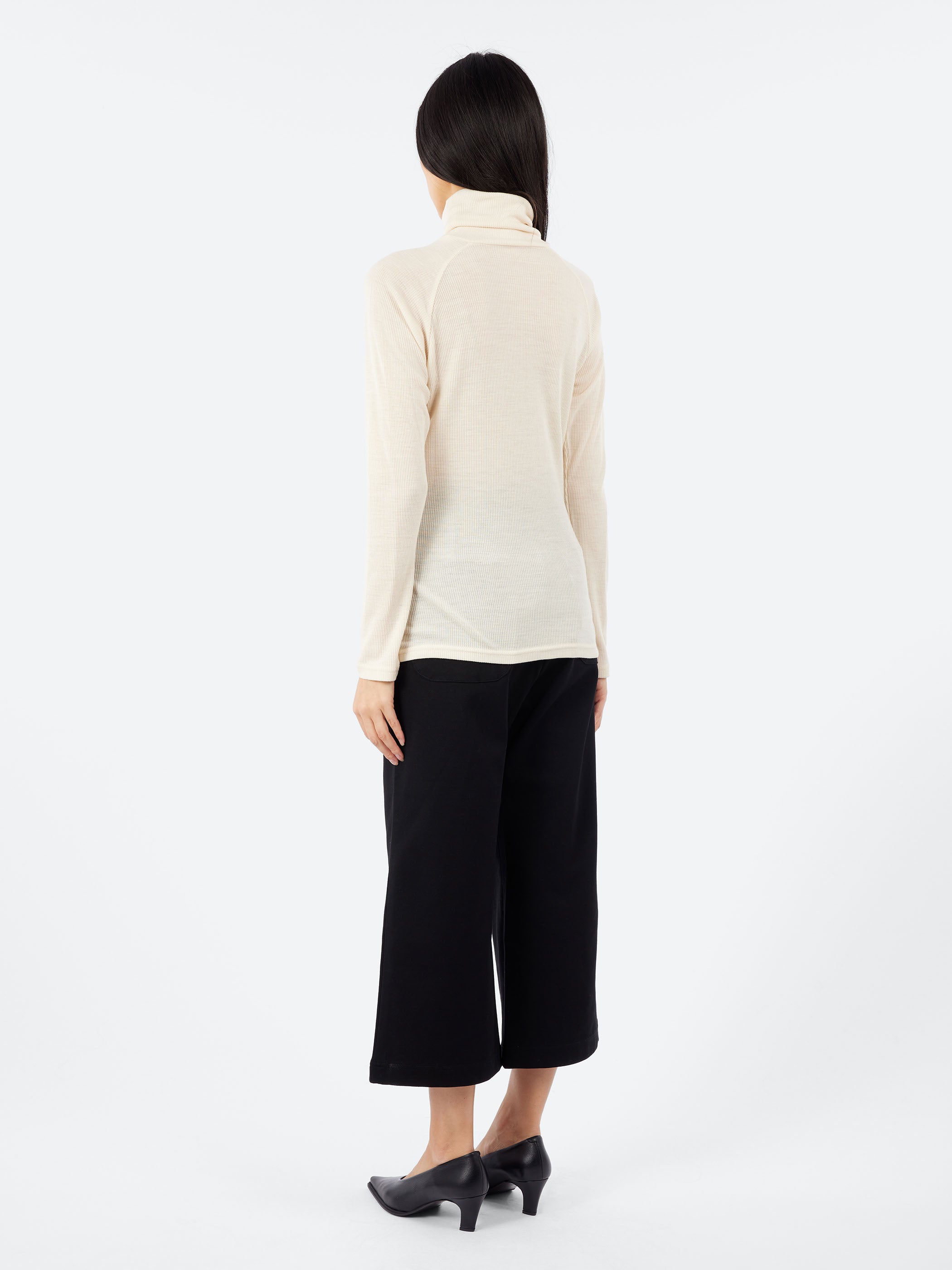 Wool Raglan Turtleneck