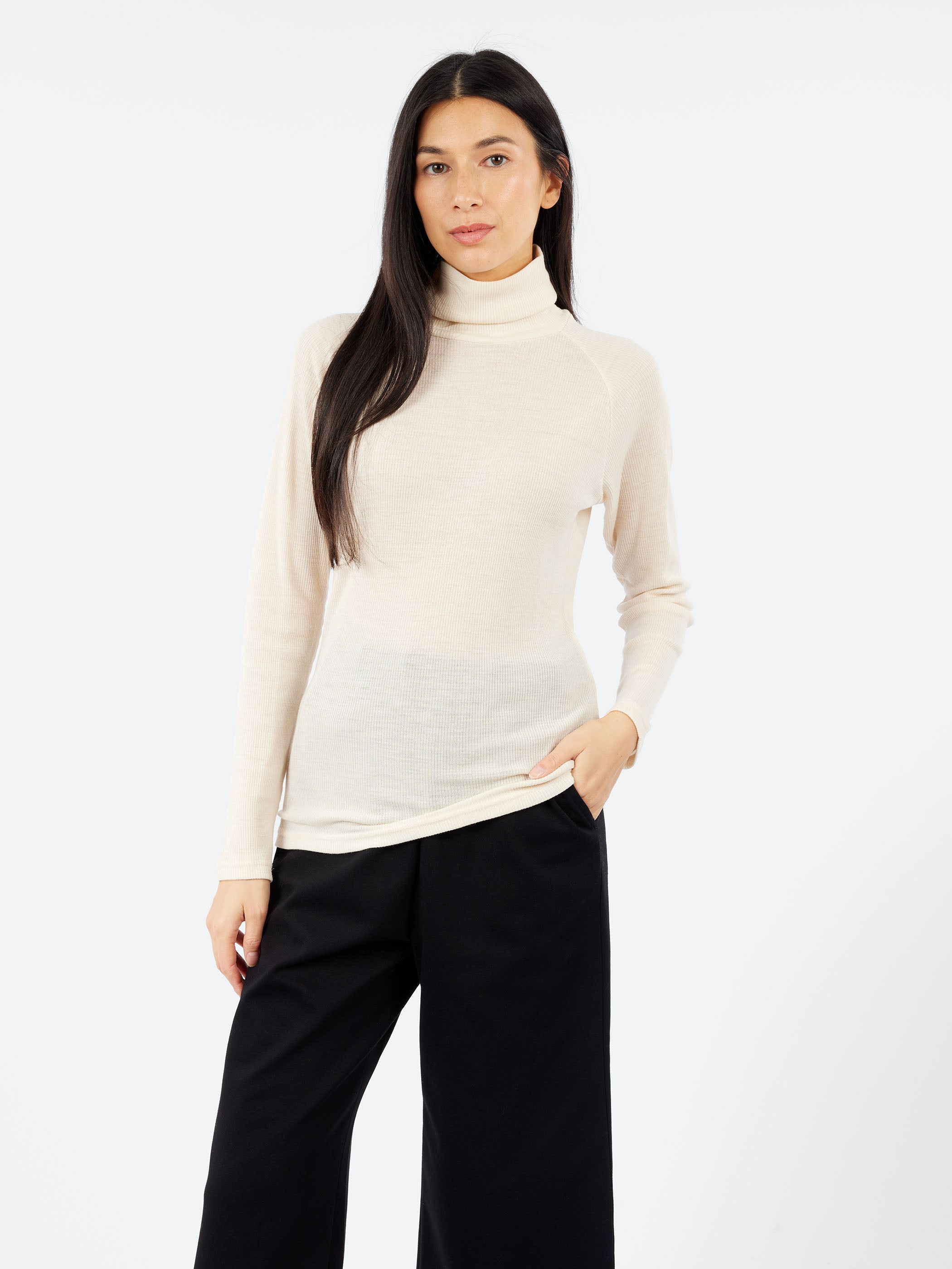 Wool Raglan Turtleneck