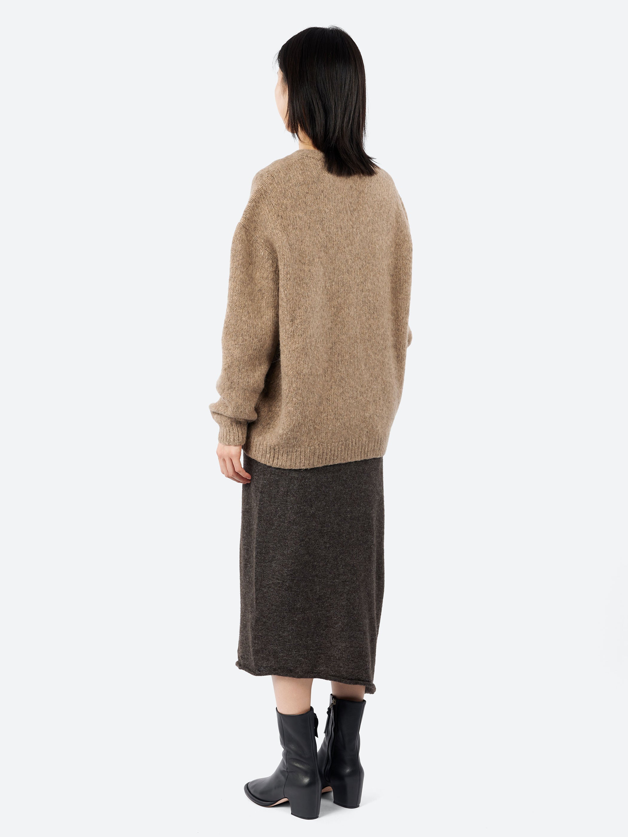 Lauren Manoogian - Loft V Neck in Moth – gravitypope