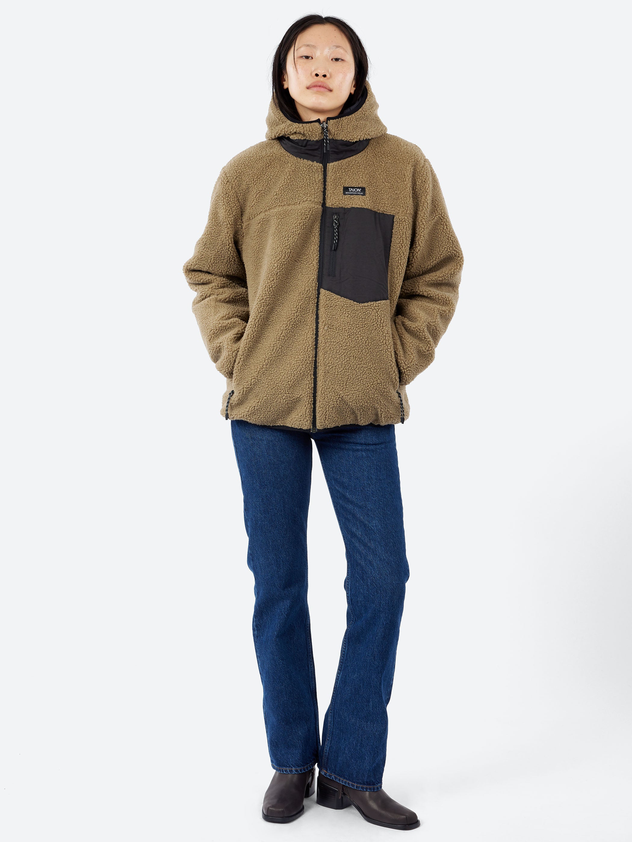 TAION - Reversible Hoodie in Black/Beige – gravitypope