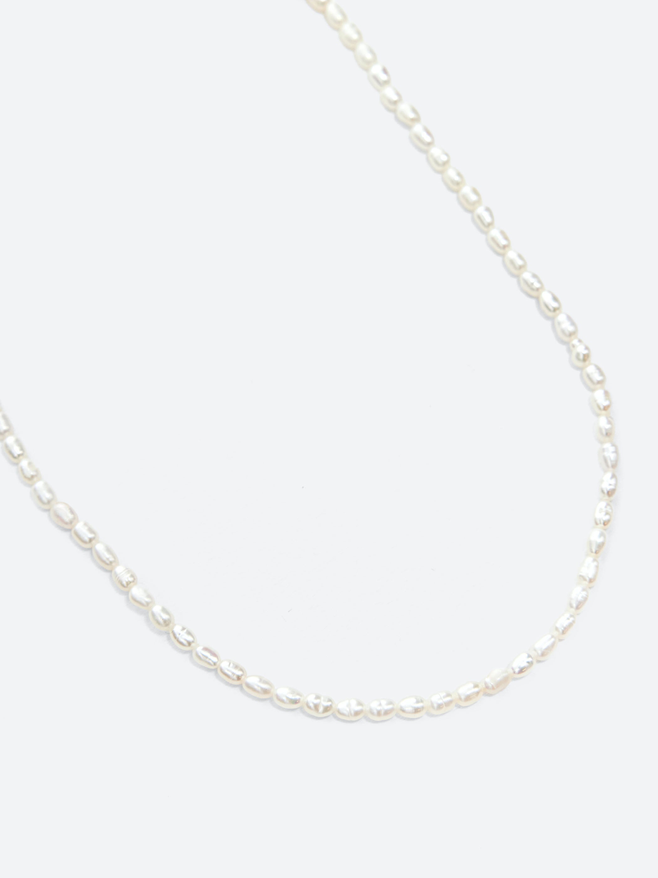 Short Lolita Pearls Necklace