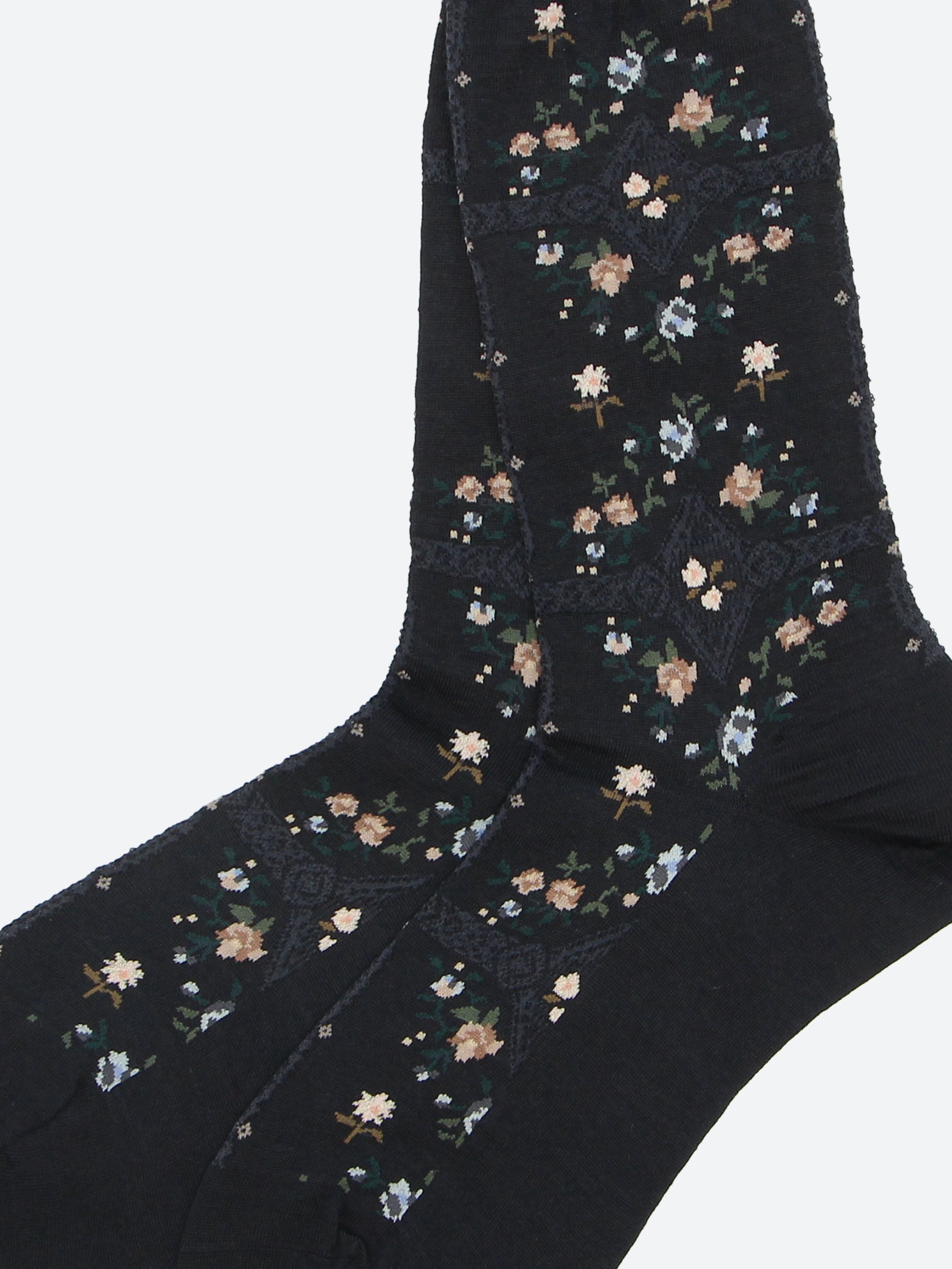 Rose Wall Socks