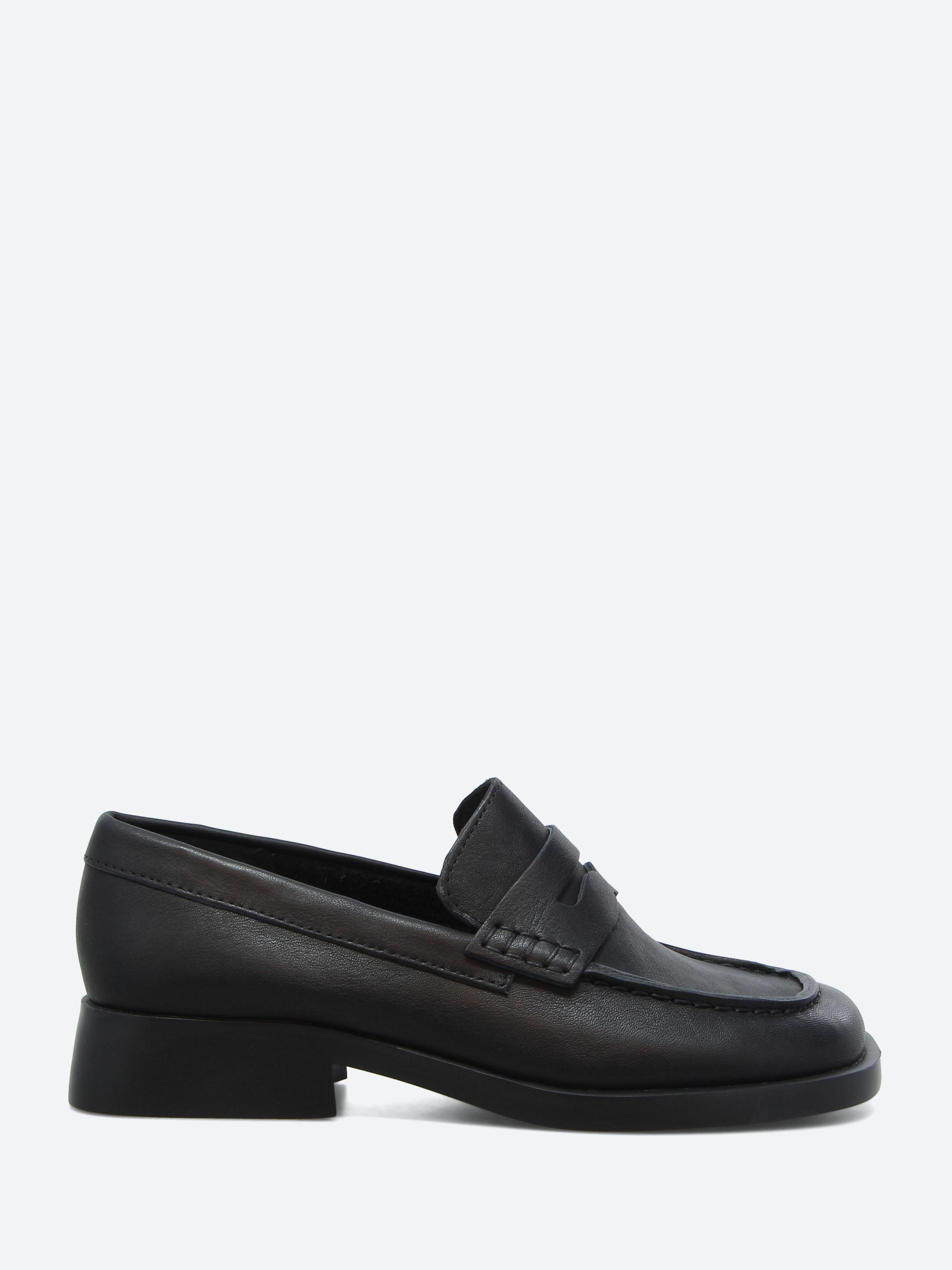 Camper - Donna Leather Moccasins in Black – gravitypope