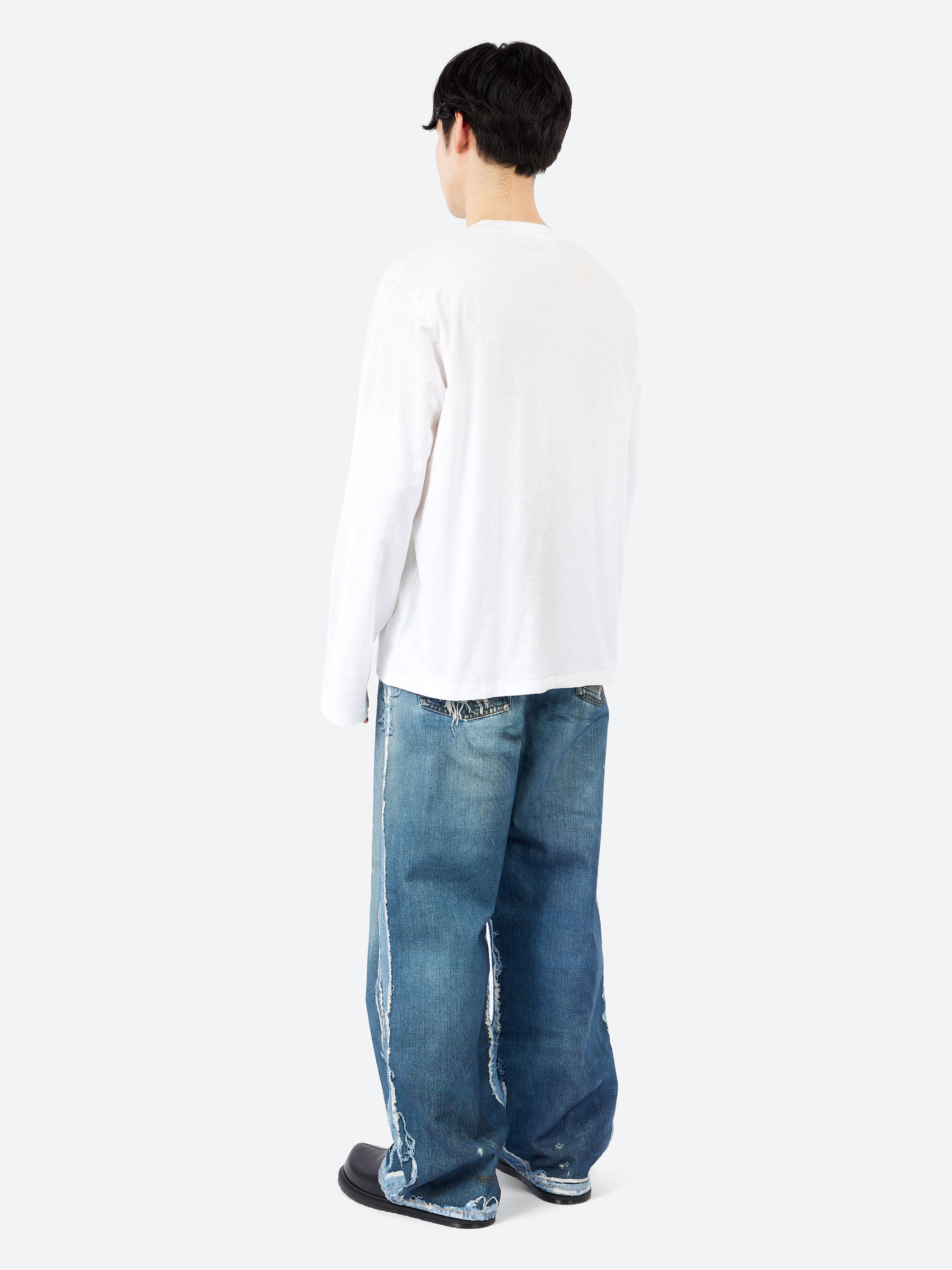 Acne Studios - Edden U 1996 Logo T-Shirt in Dusty White – gravitypope