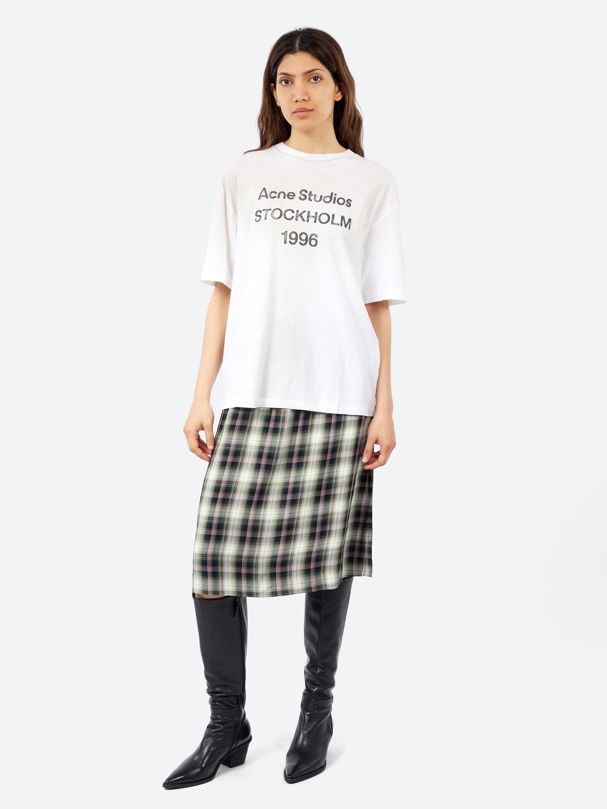 Acne Studios - Logo T-Shirt in Dusty White – gravitypope