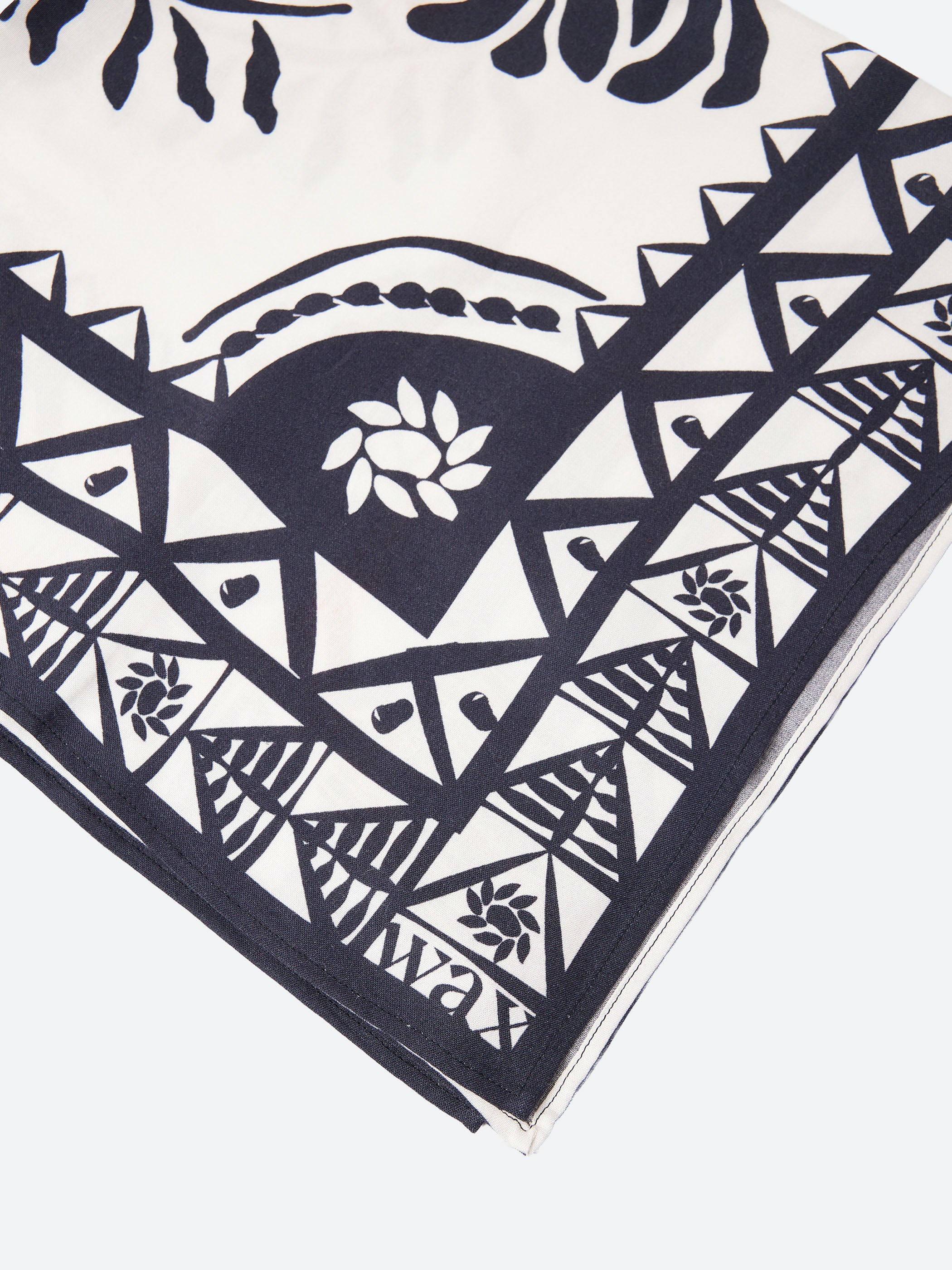 Sloane Neck Scarf