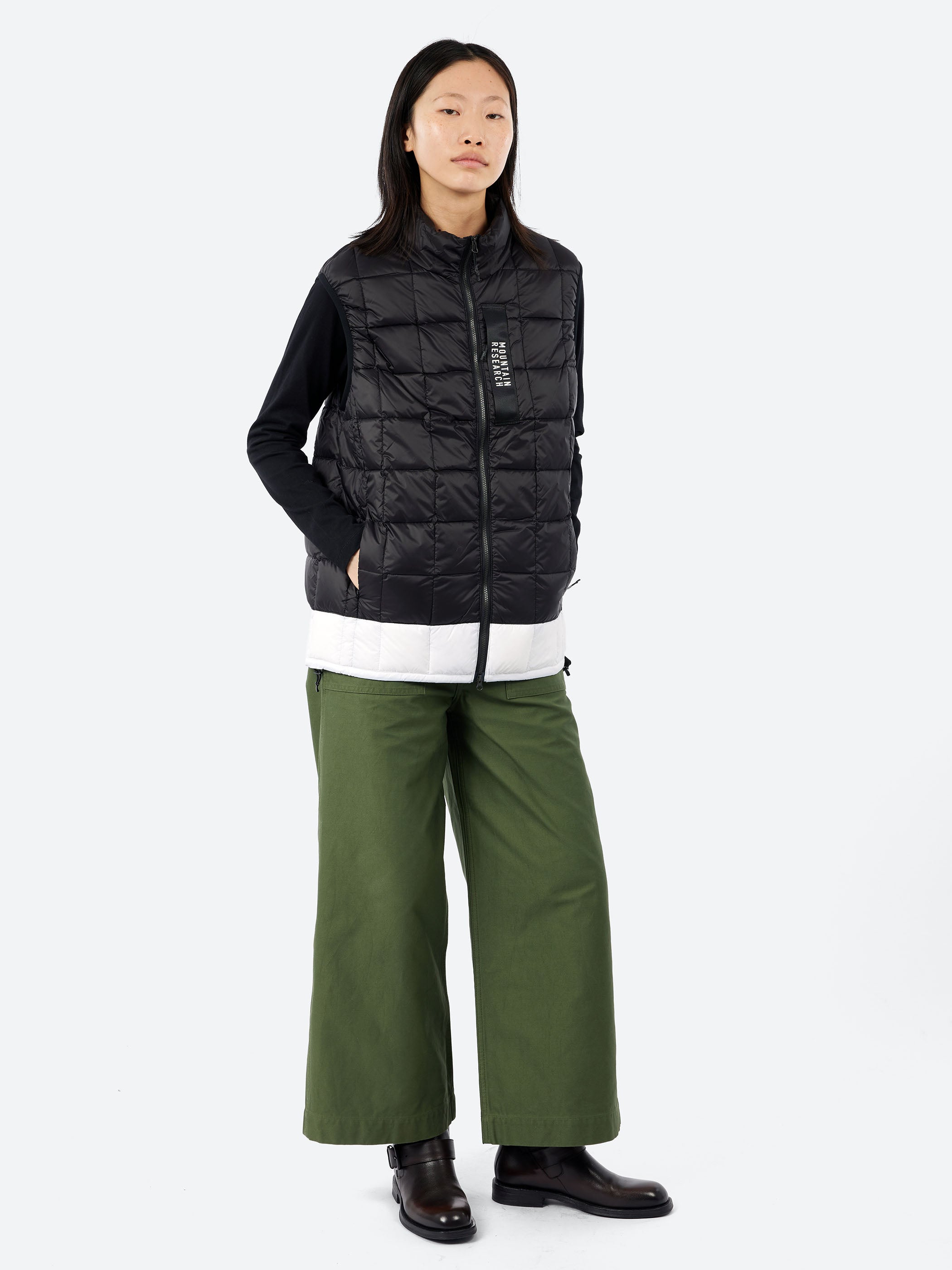 TAION - Mountain Research x TAION Zip Down Vest in Black – gravitypope