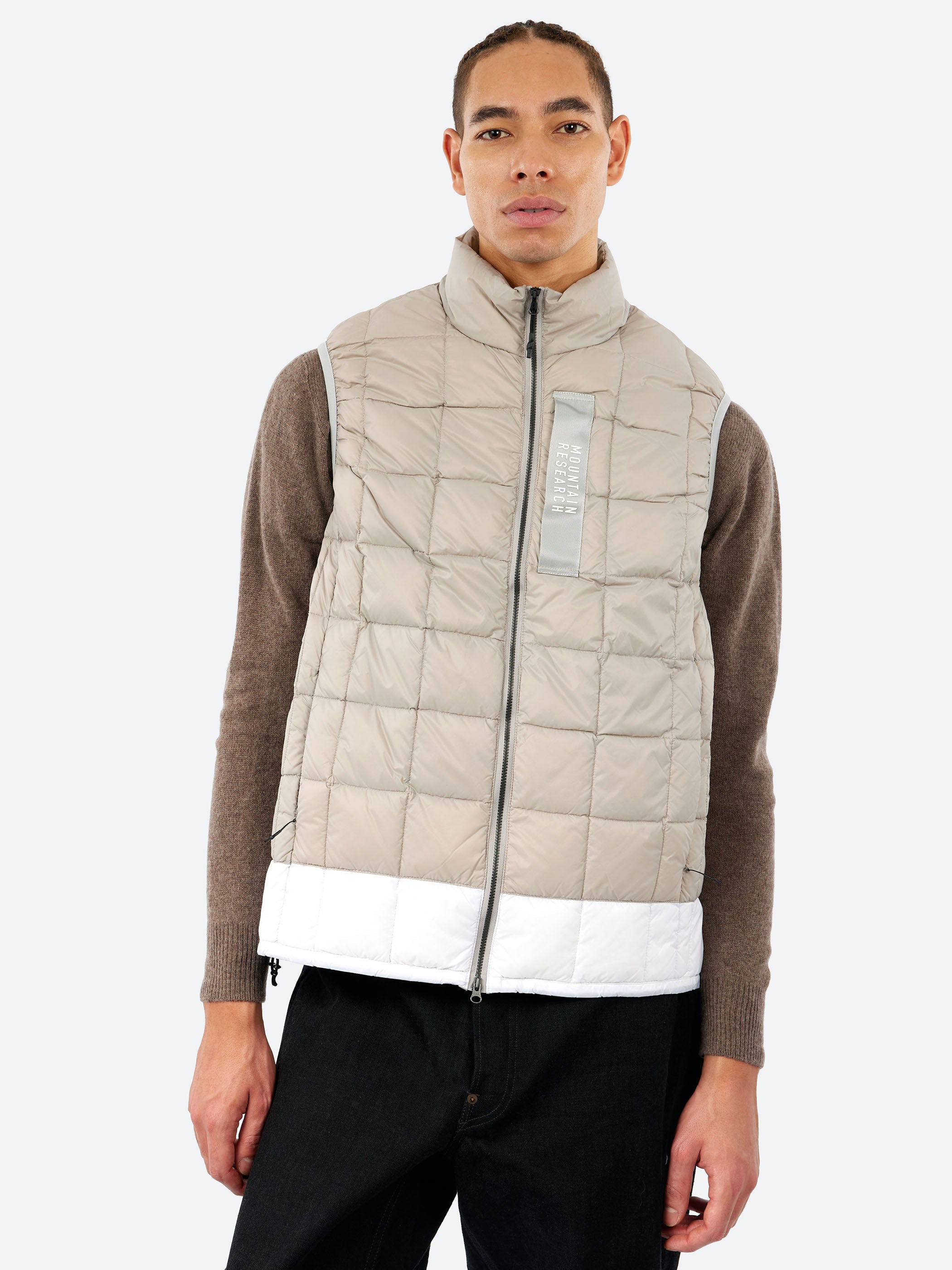 TAION - Mountain Research x TAION Zip Down Vest in Gray – gravitypope