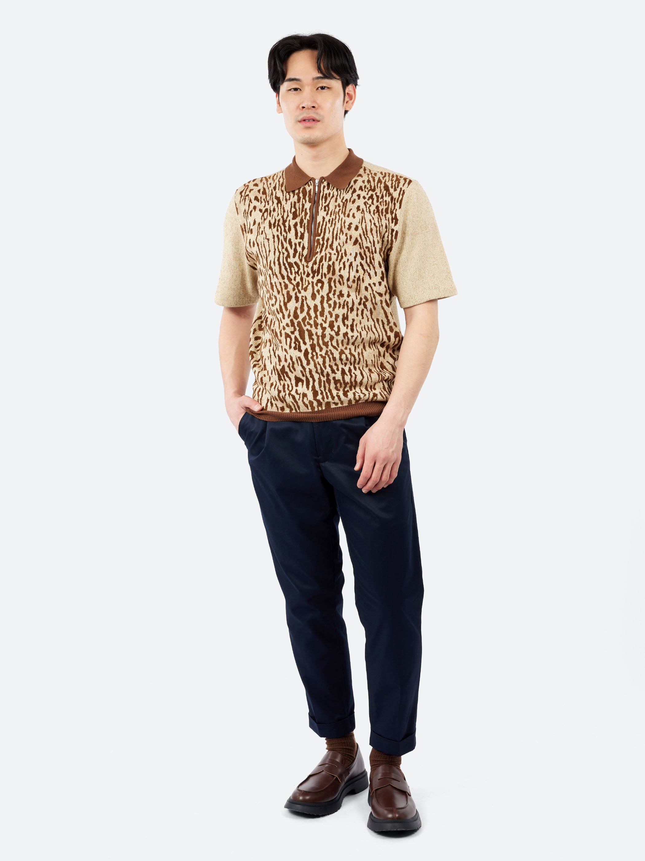 BEAMS PLUS - Half Zip Knit Polo Animal Jacquard in Giraffe BEAMS PLUS - Half Zip Knit Polo Animal Jacquard in Giraffe