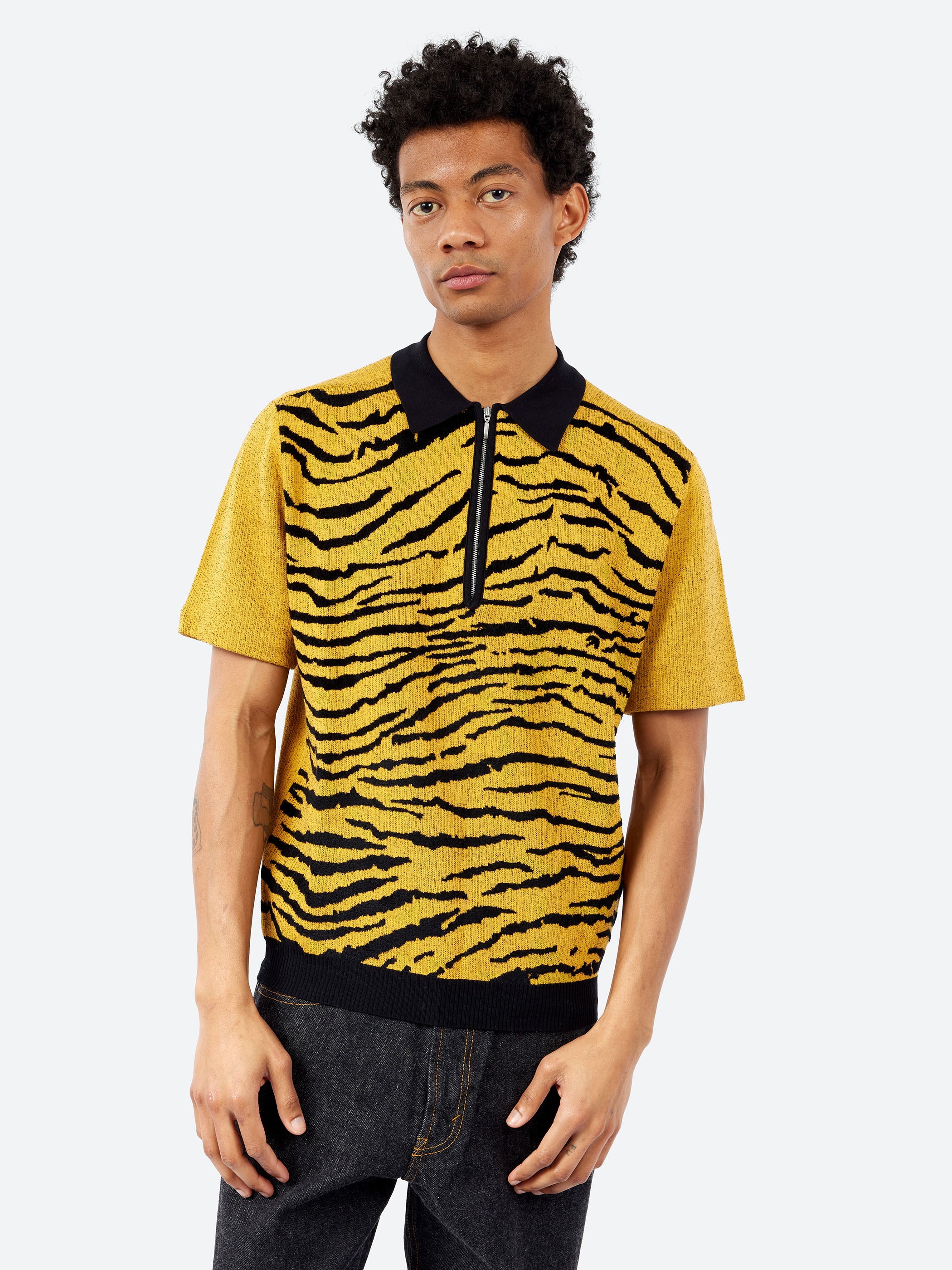 BEAMS PLUS - Half Zip Knit Polo Animal Jacquard in Tiger – gravitypope