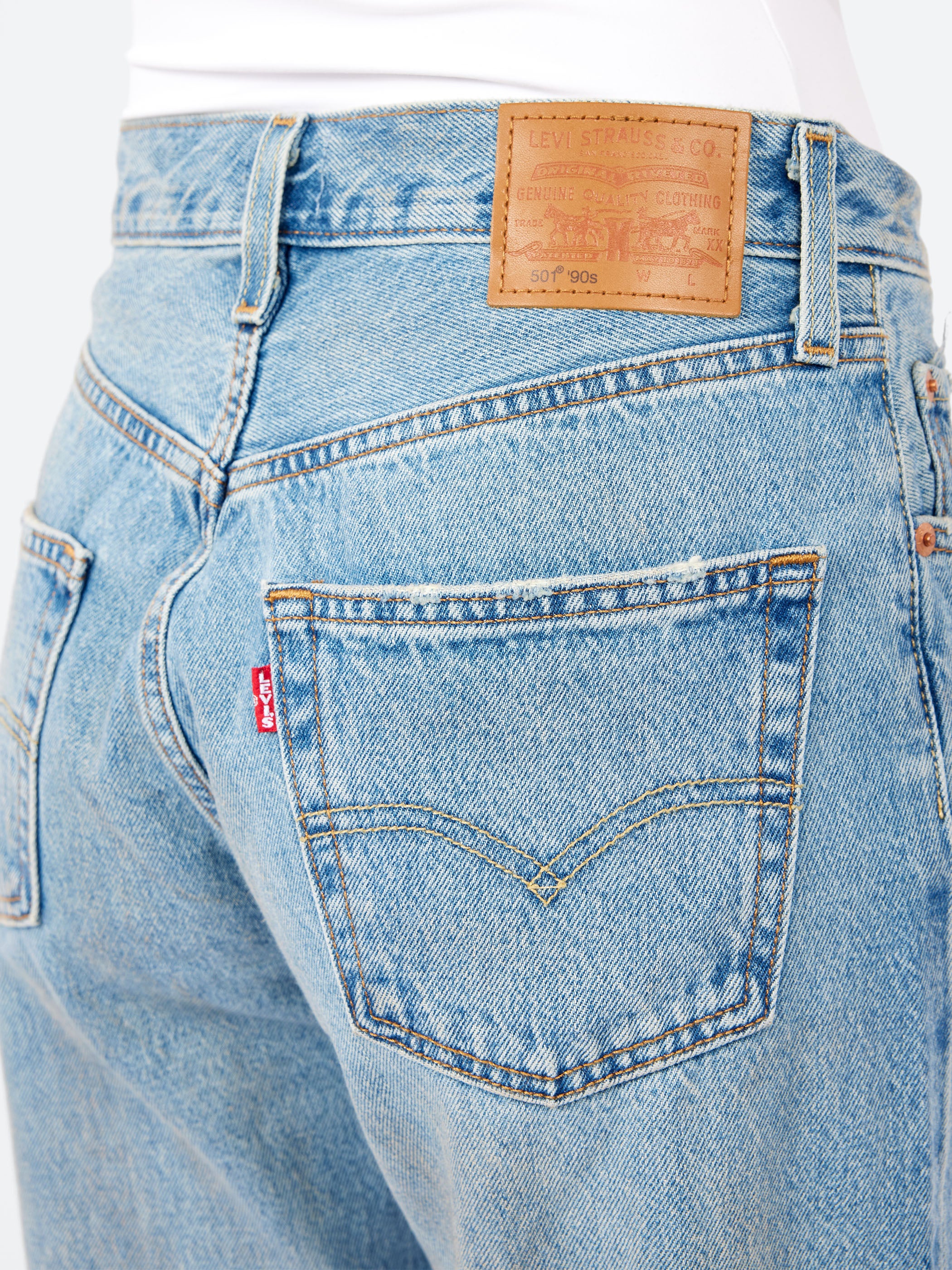 Levi's - 501 90's In Off Roading (Medium Wash) – gravitypope