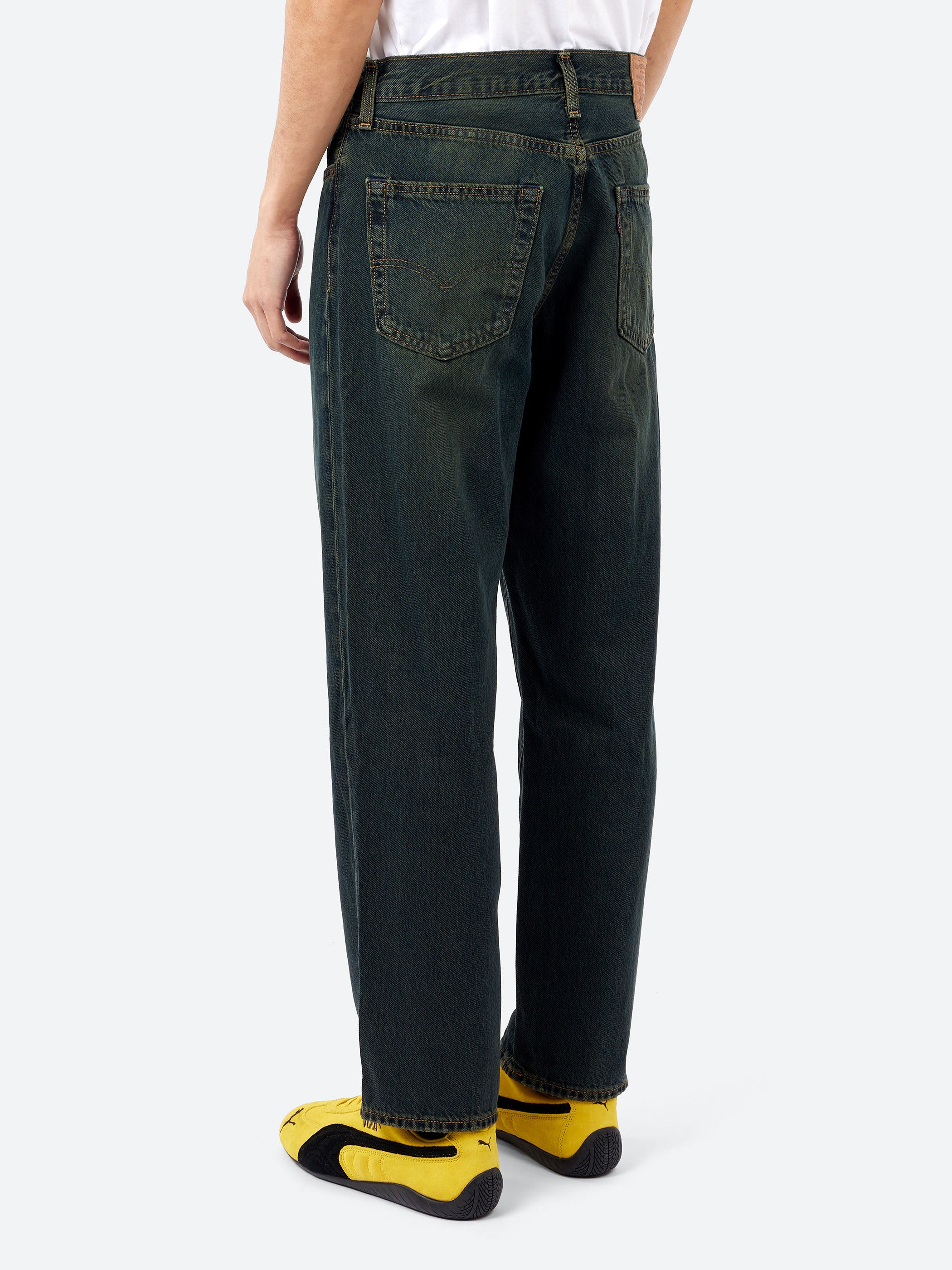 568 Loose Straight Jeans